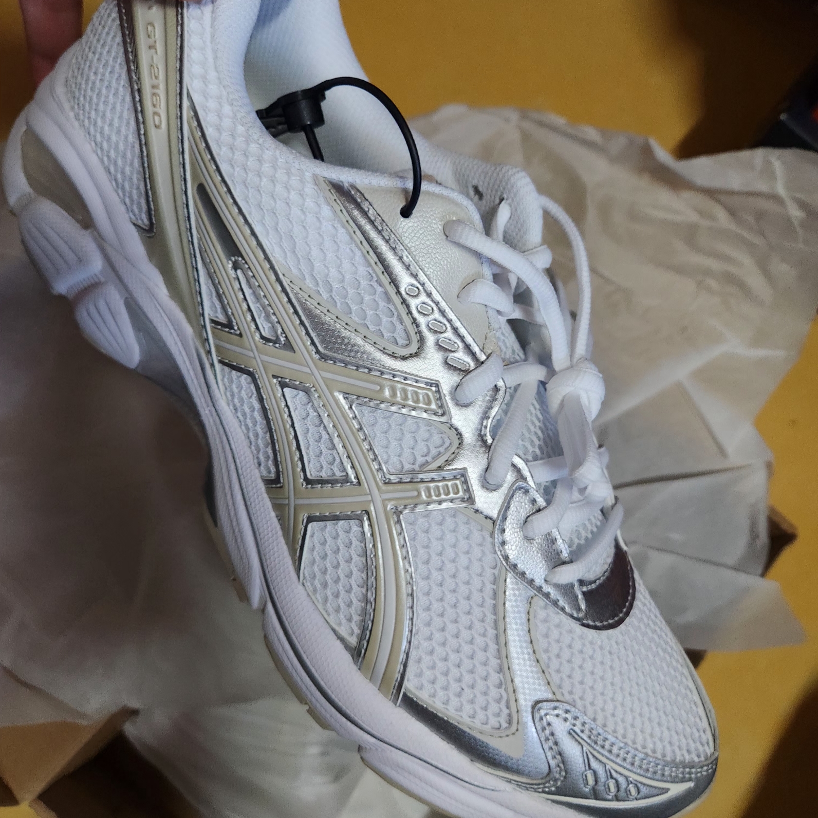 Asics GT-2160 White Putty 착용 스타일 - 2