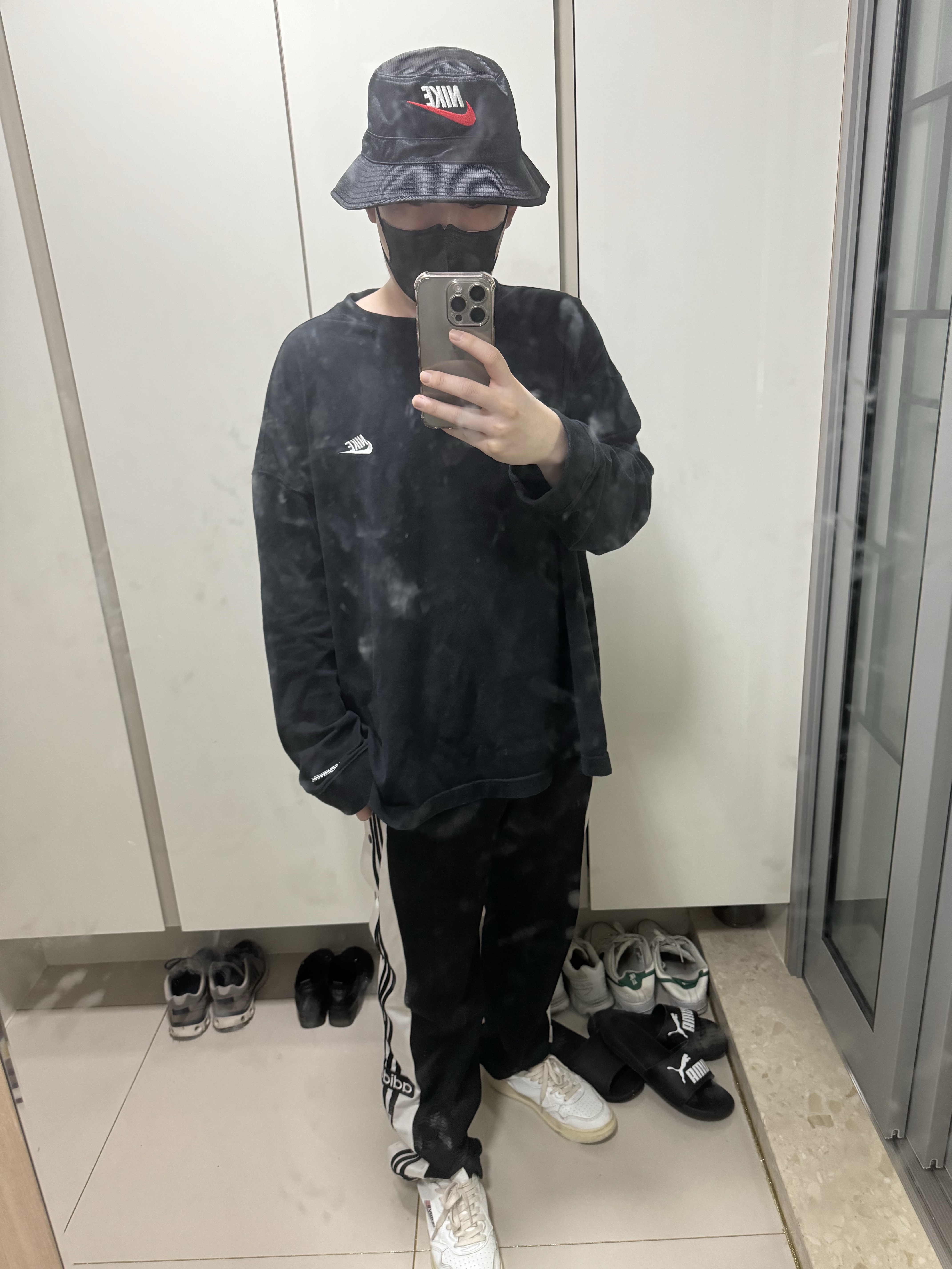 Supreme x Nike Dazzle Crusher Black - 24SS 착용 스타일 - 2