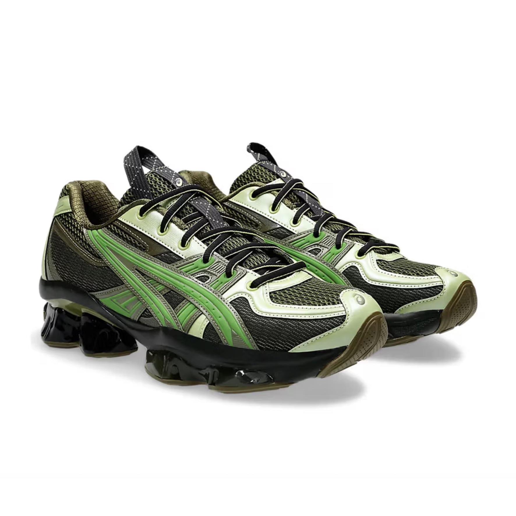 Asics Gel-Quantum Kinetic Mid Grey Pure Silver, Asics Gel-Quantum Kinetic Dark Sepia Shamrock Green 착용 스타일 - 3