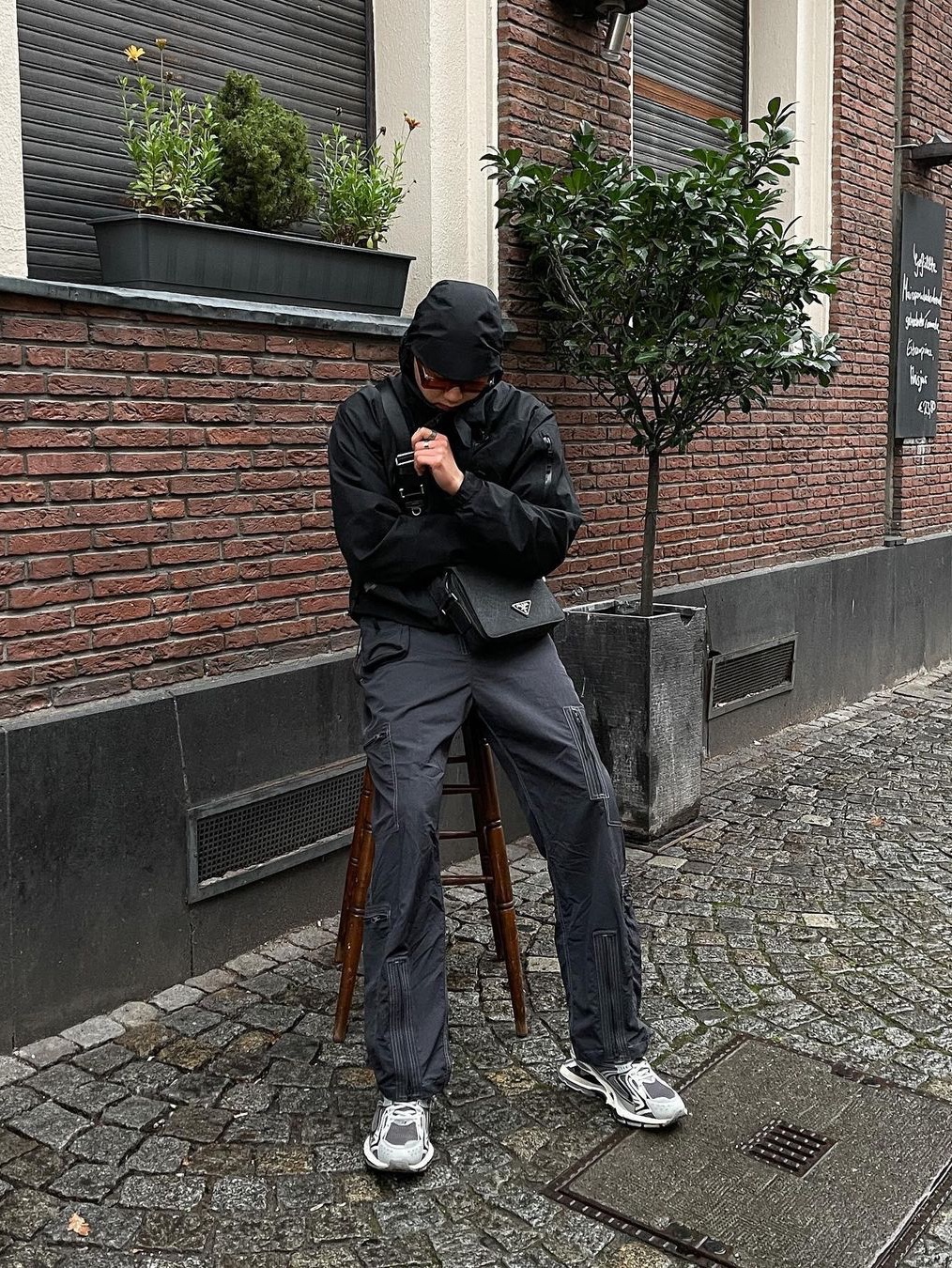 Arc'teryx Beta Jacket Forage, Stussy Wave Dye Beach Shell Jacket Bone 착용 스타일 - 6