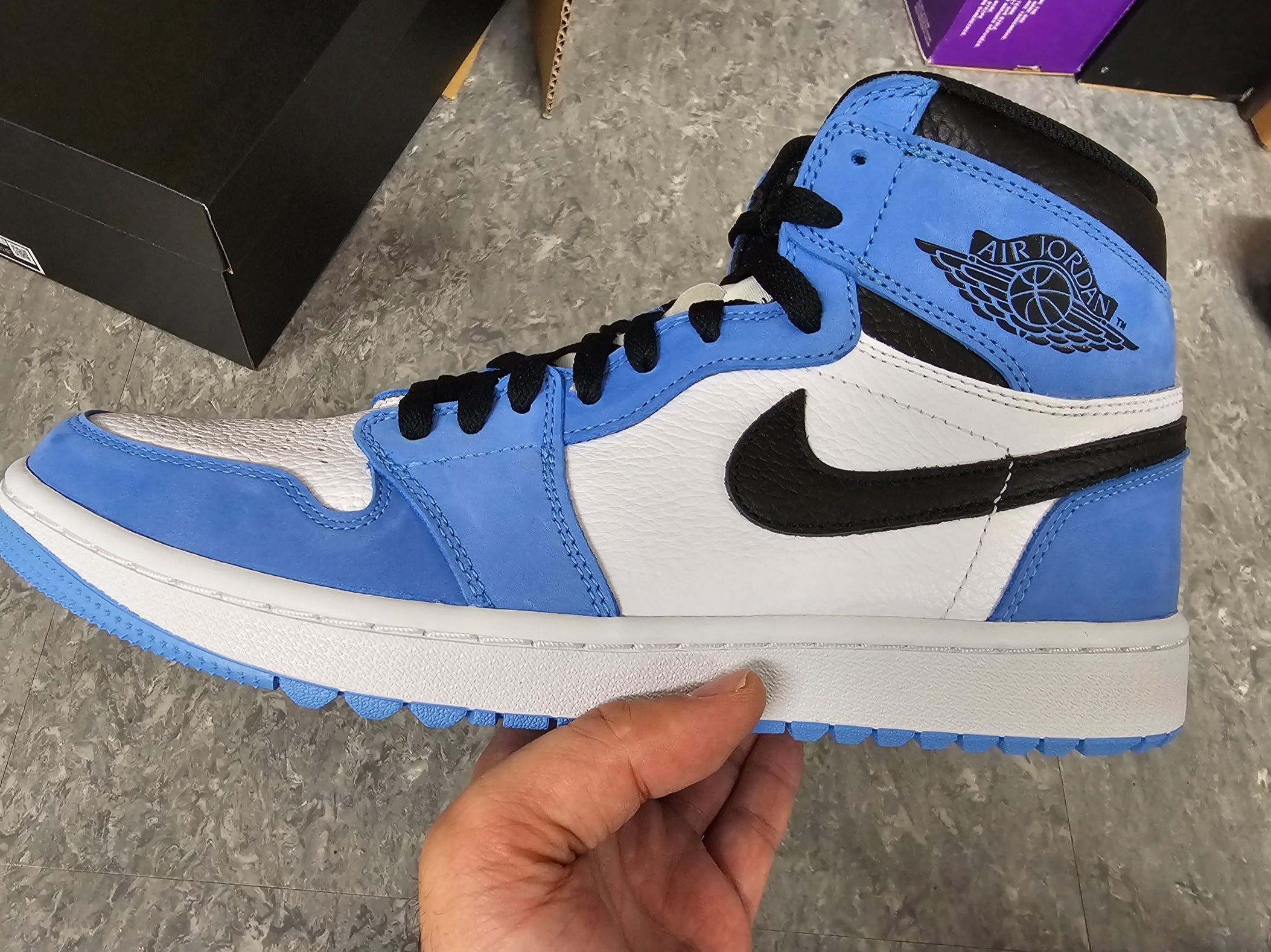Jordan 1 High Golf University Blue 착용 스타일
