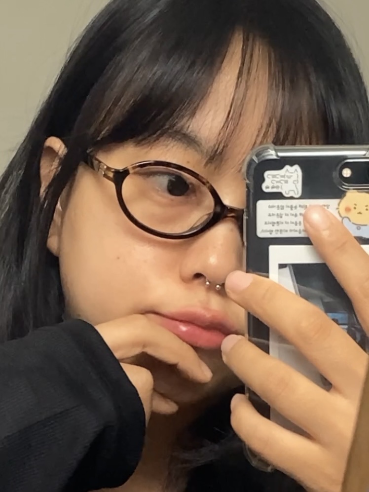 (W) Miu Miu Regard Sunglasses Blue Lenses Honey Tortoiseshell Acetate Standard fit 착용 스타일
