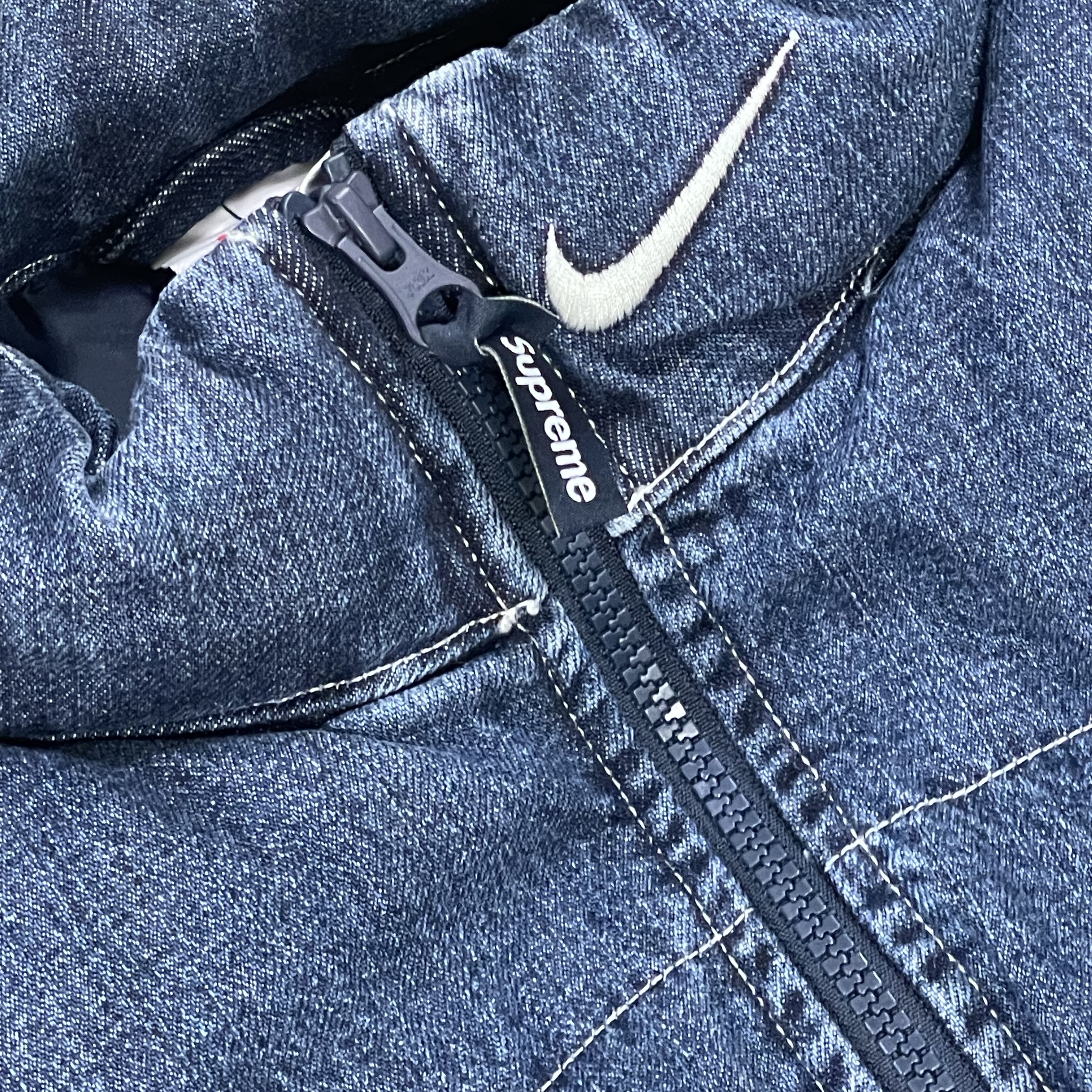 Supreme x Nike Denim Puffer Vest Indigo - 24SS 착용 스타일