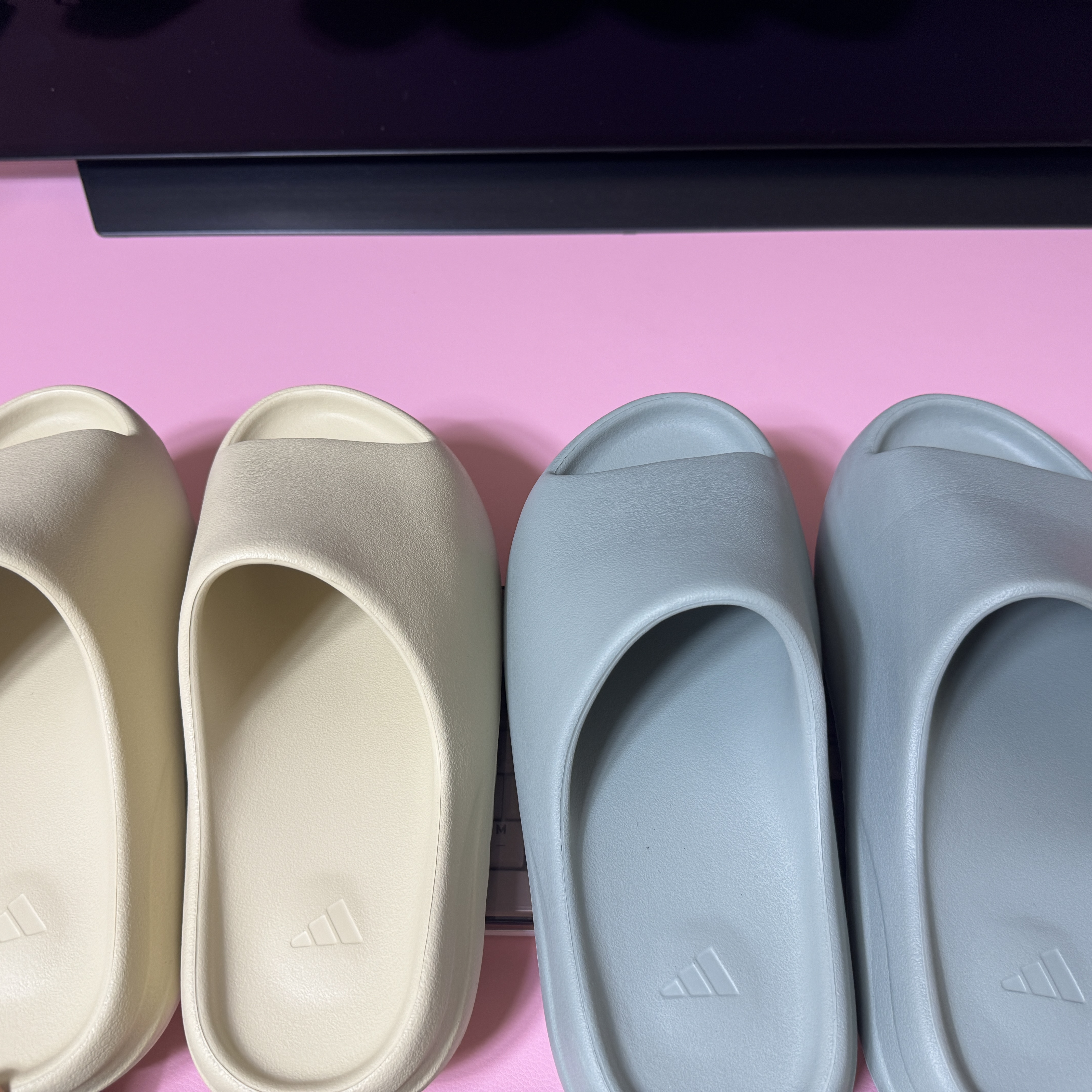 Adidas Yeezy Slide Bone 2022/2023, Adidas Yeezy Slide Salt 착용 스타일