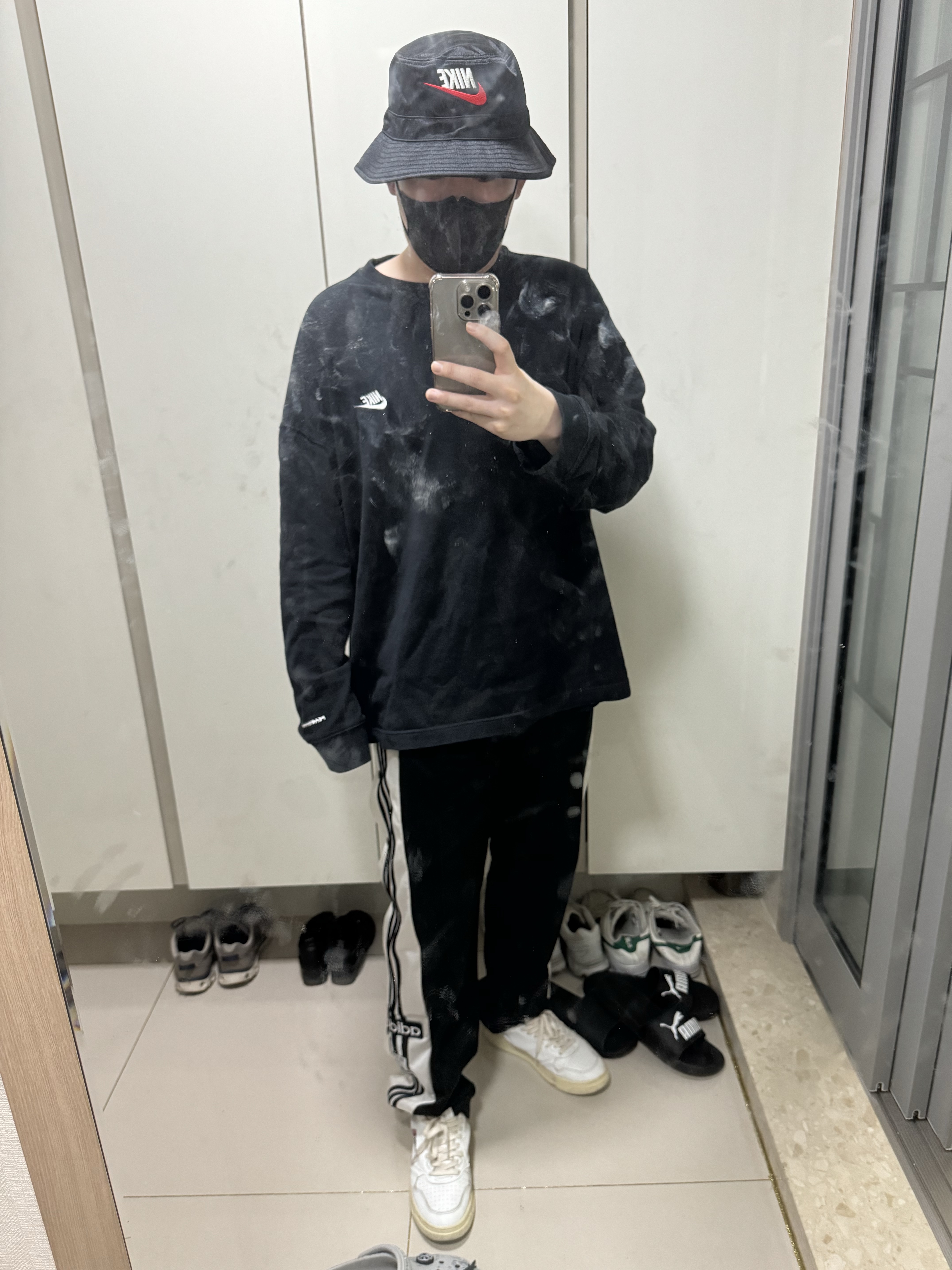 Supreme x Nike Dazzle Crusher Black - 24SS 착용 스타일 - 1
