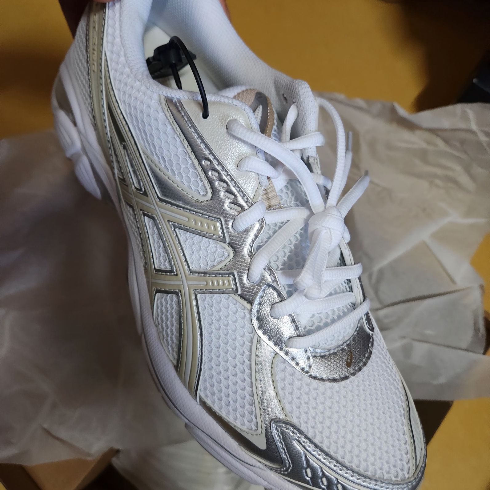 Asics GT-2160 White Putty 착용 스타일 - 1