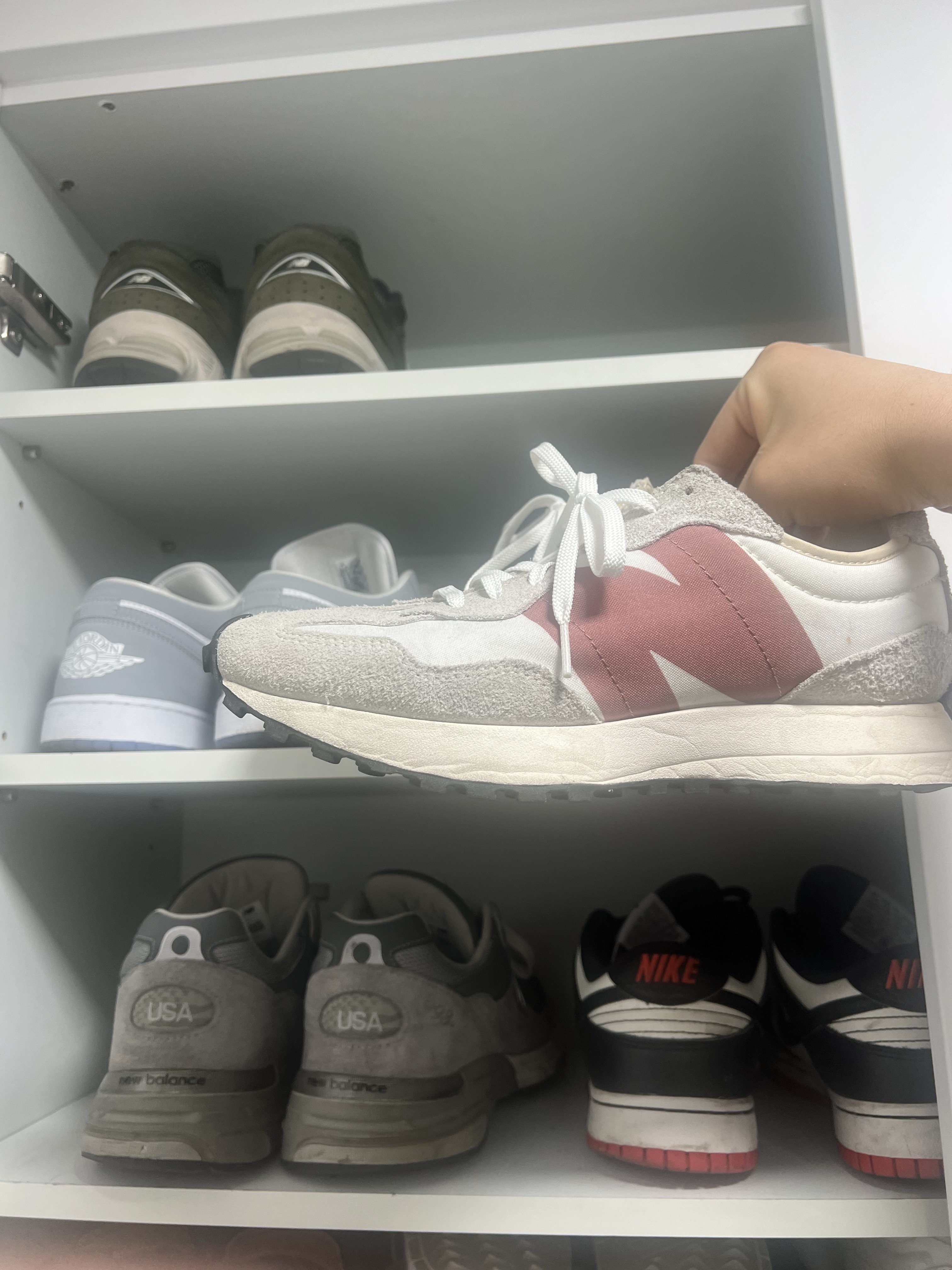 (W) New Balance 327 Gray Rose 착용 스타일