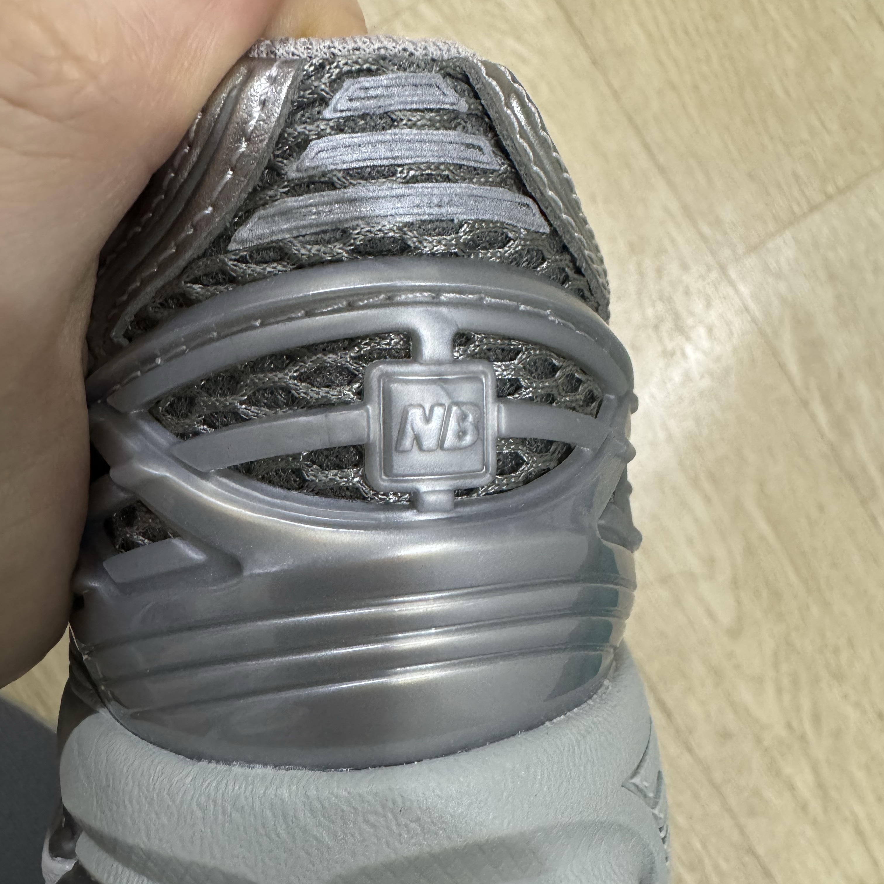 New Balance 1906R Harbor Grey Silver Metalic 착용 스타일