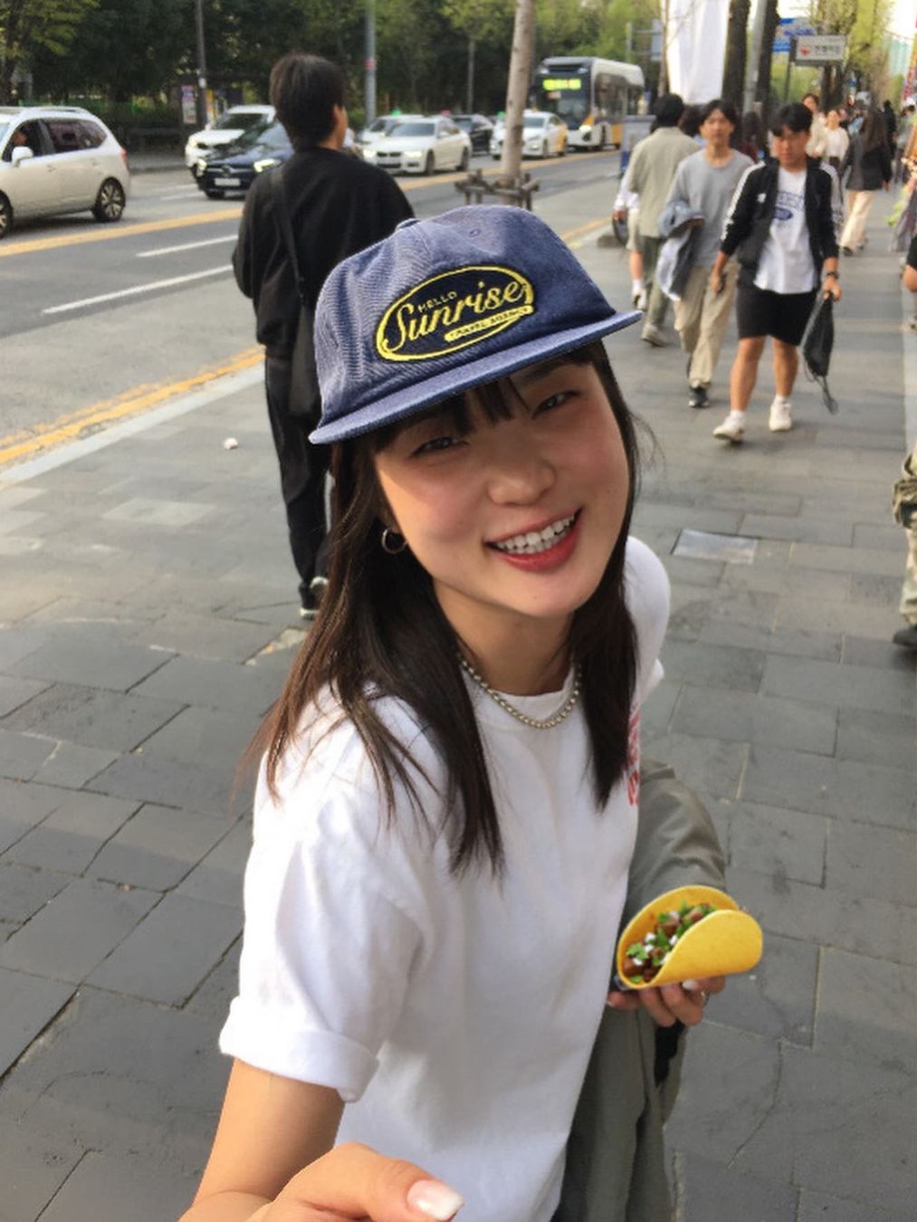 Hello Sunrise Oval Logo 6Panel Cap Navy, Hello Sunrise Oval Logo 6Panel Cap Beige 착용 스타일