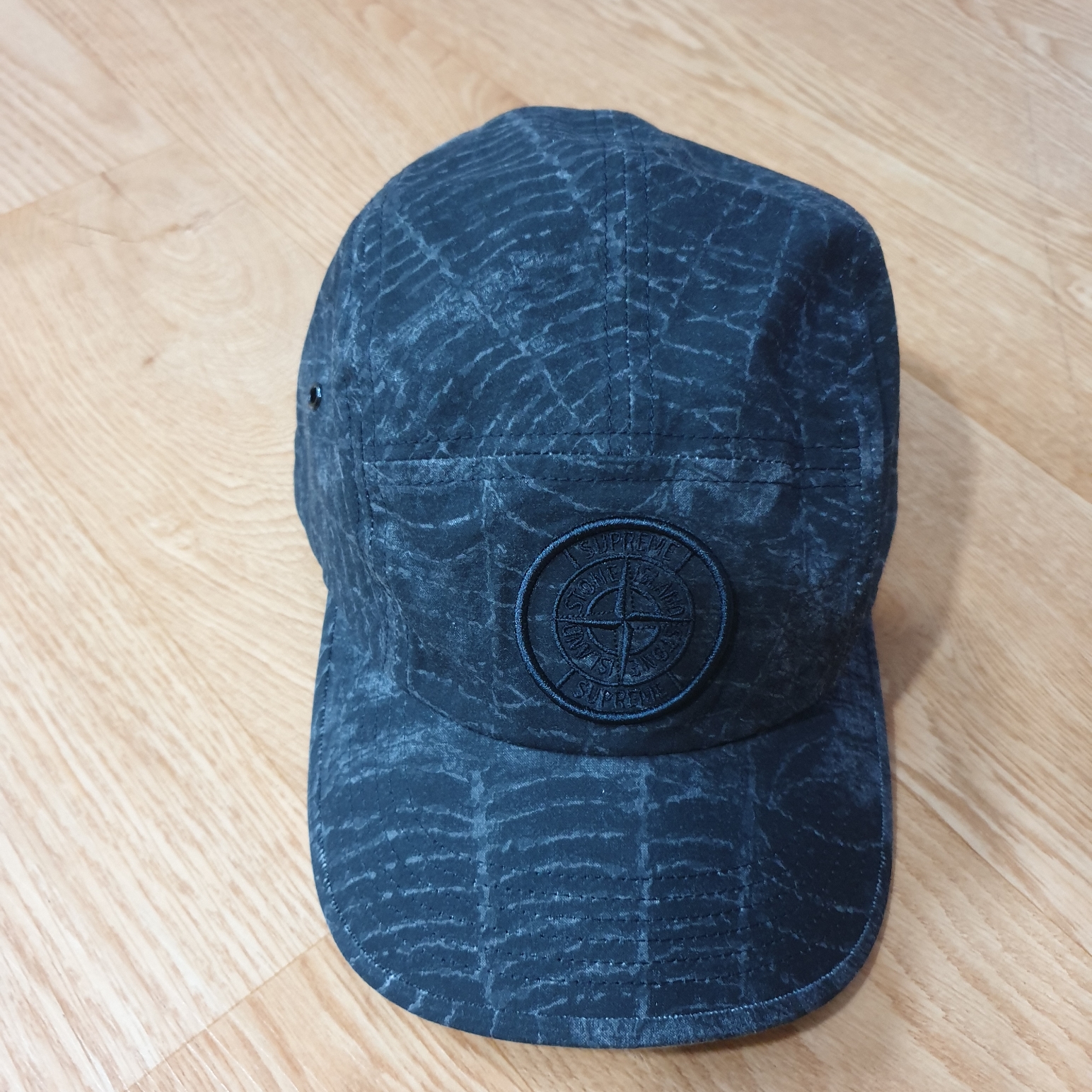 Supreme x Stone Island Camp Cap Black - 23FW 착용 스타일