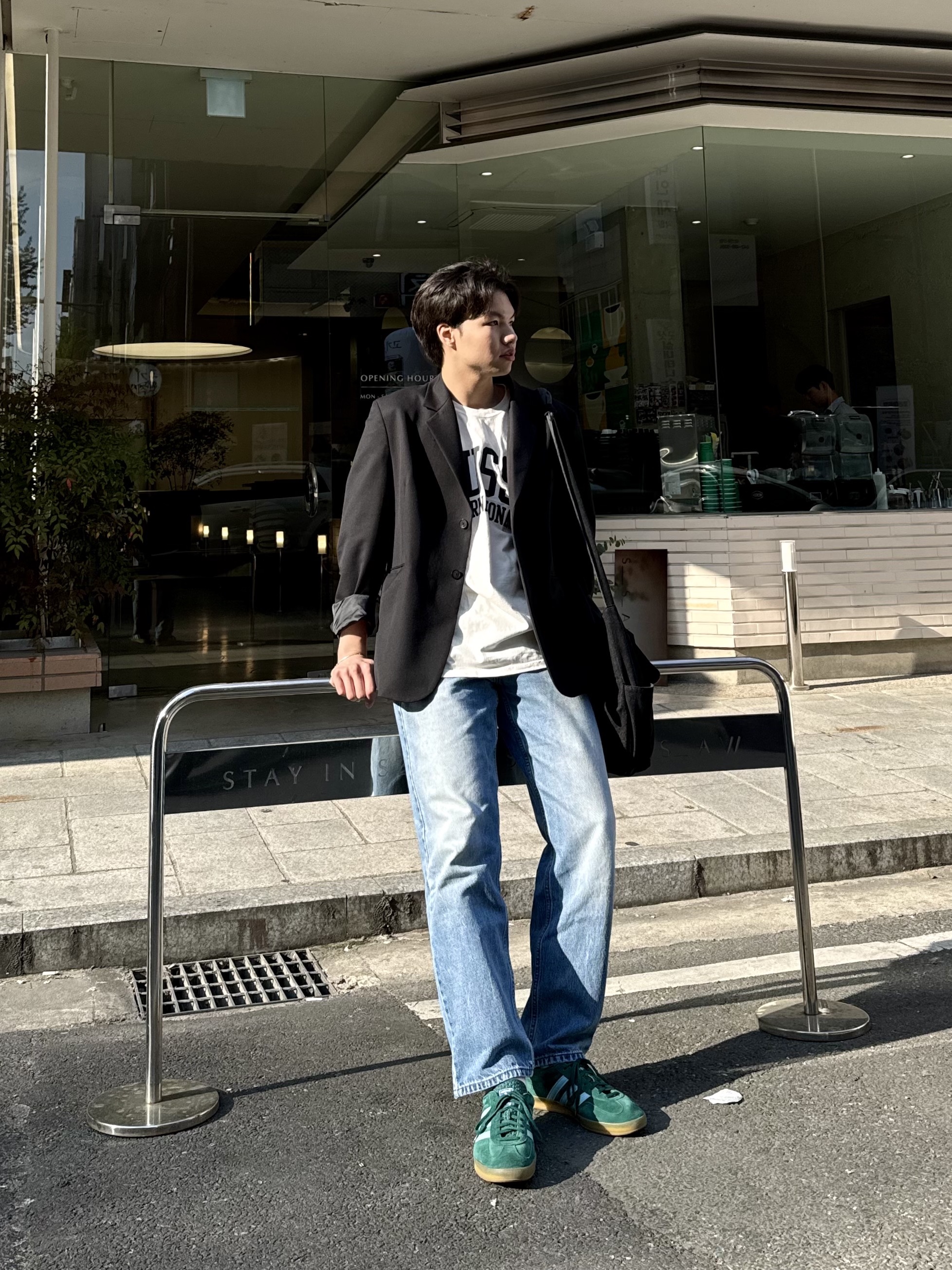 Adidas Gazelle Indoor Collegiate Green Hazy Sky 착용 스타일