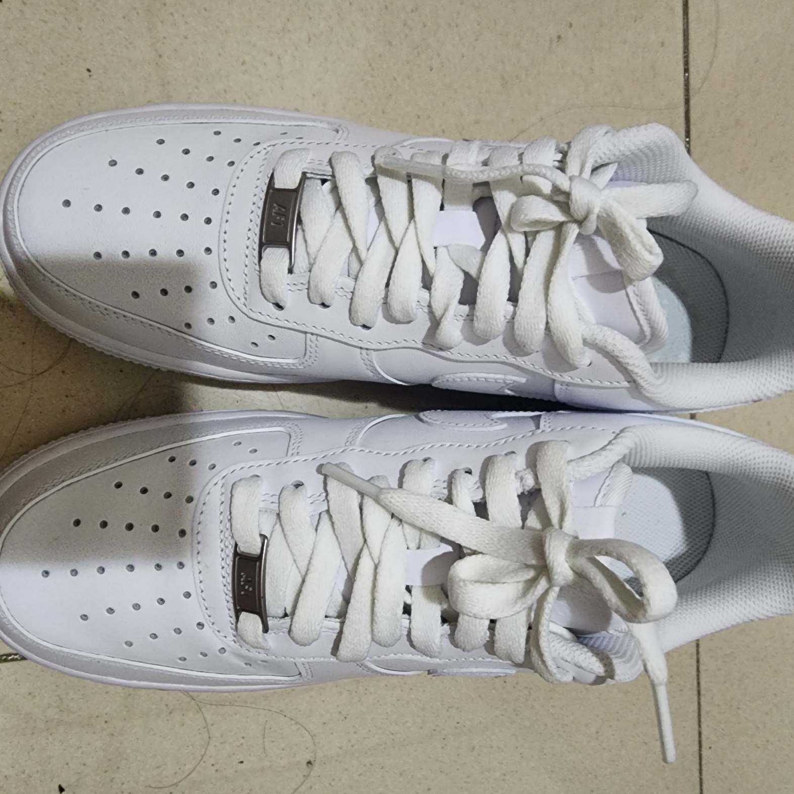 Nike Air Force 1 '07 Low White 착용 스타일