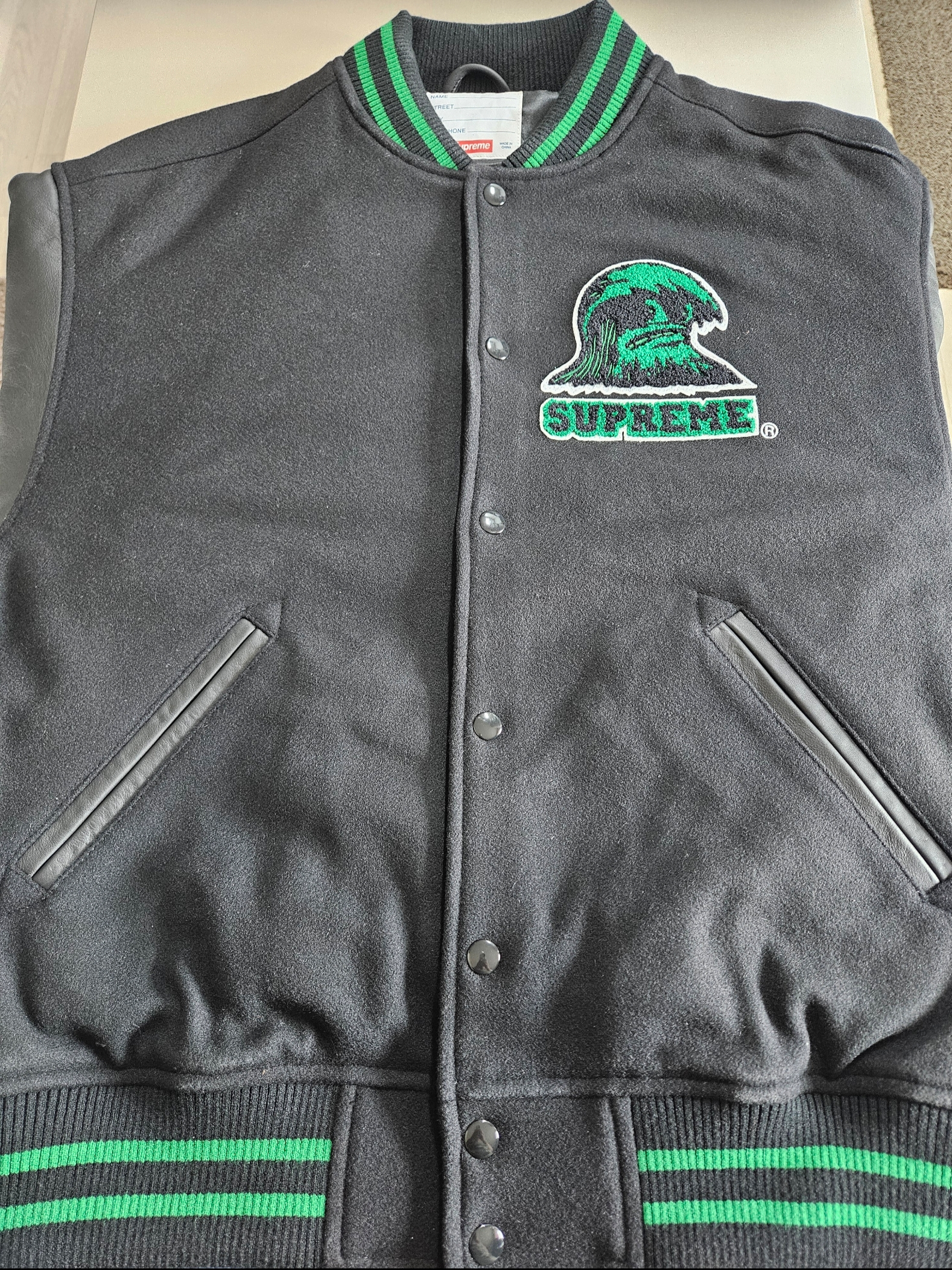 Supreme Wave Varsity Jacket Black - 24SS 착용 스타일 - 6