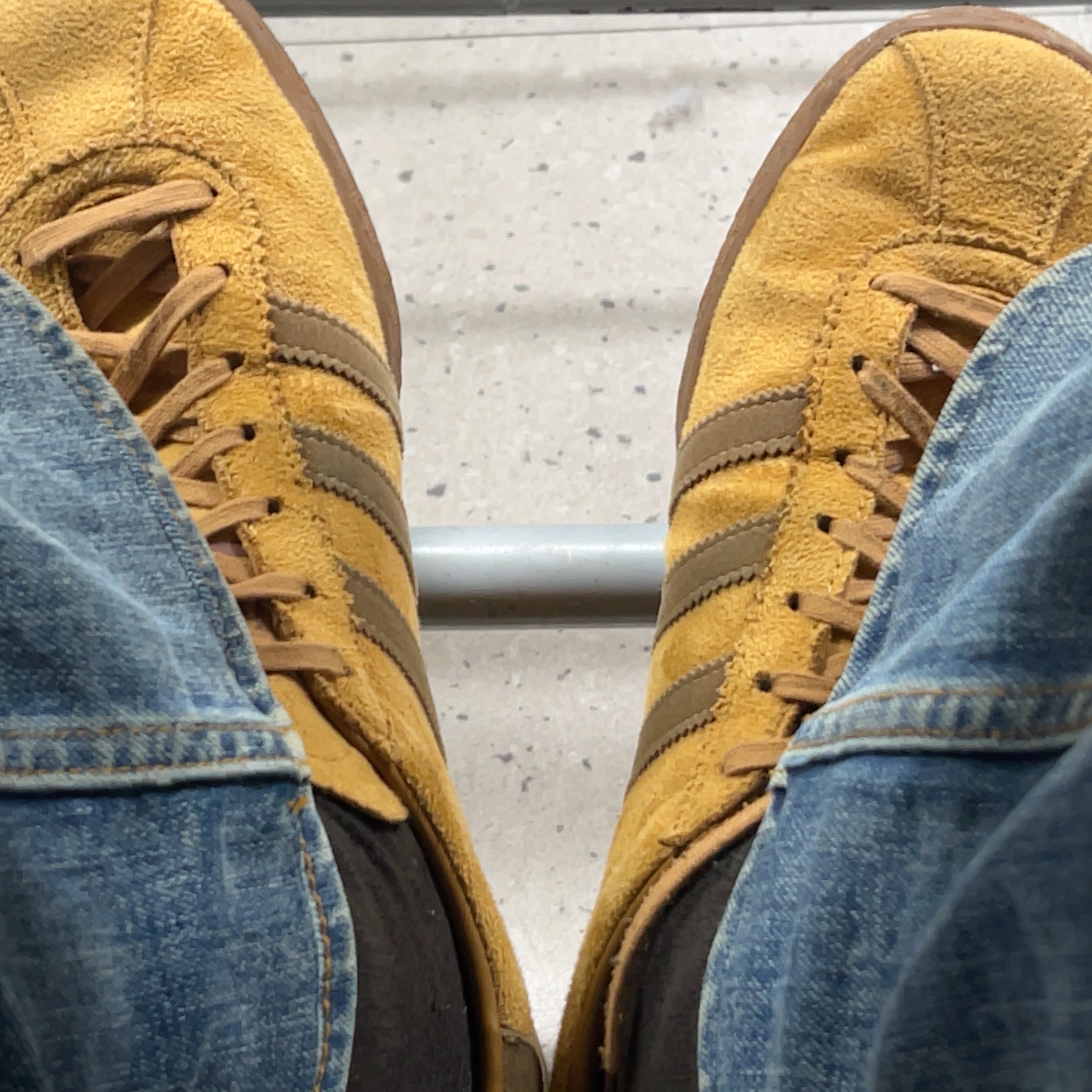 Adidas Tobacco Gruen Mesa Brown Desert 착용 스타일