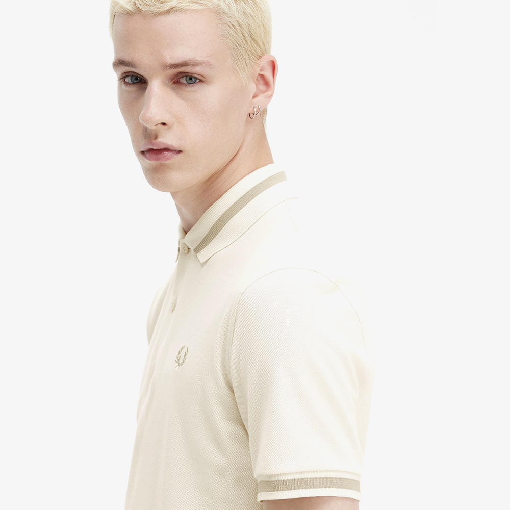 프레드페리 M2 싱글 팁 프레드페리 셔츠 에크루/오트밀(Fred Perry M2 Single Tipped Fred Perry Shirt Ecru/Oatmeal) - 5