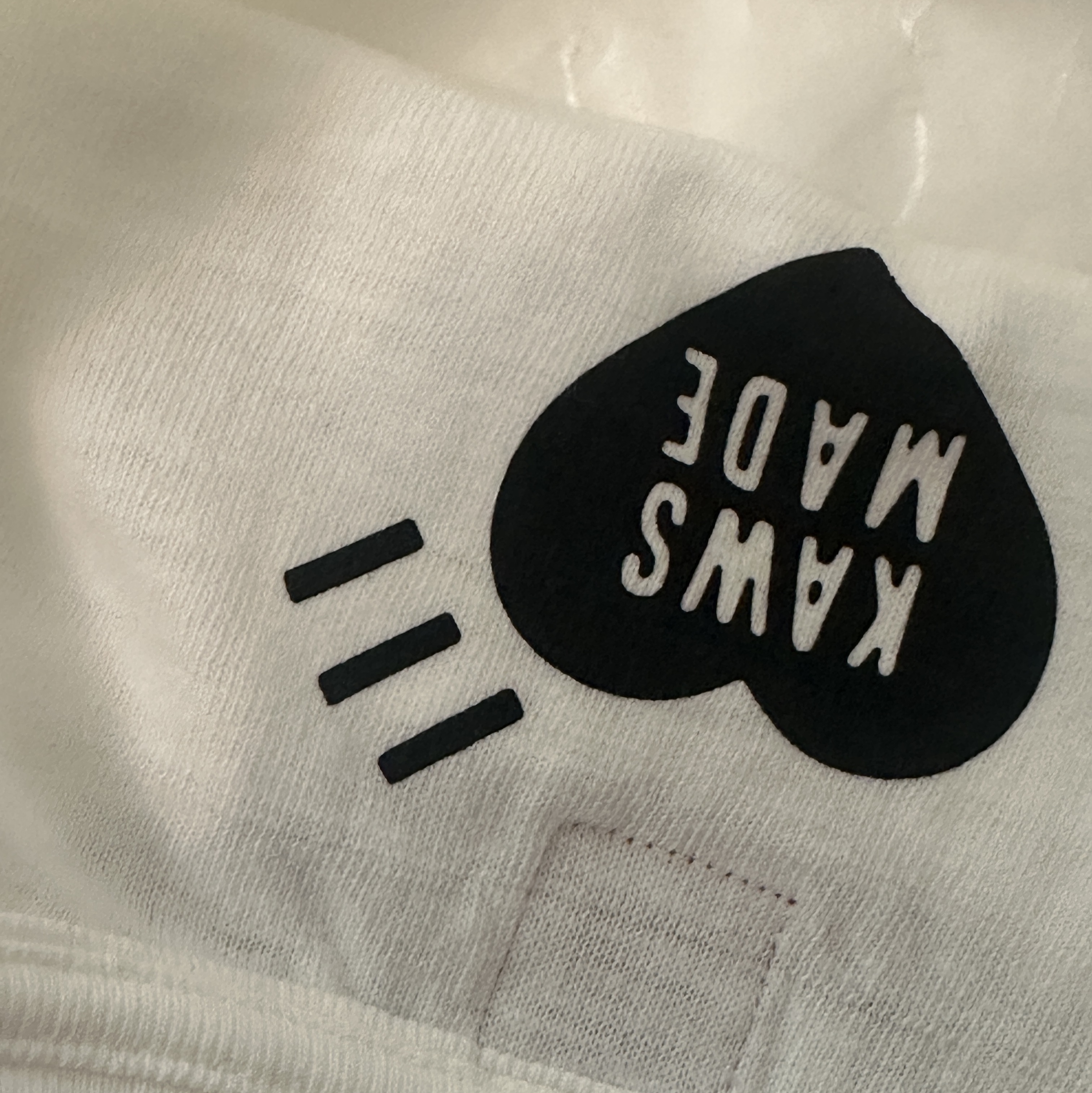 Human Made x Kaws Graphic T-Shirt #2 White 착용 스타일 - 5