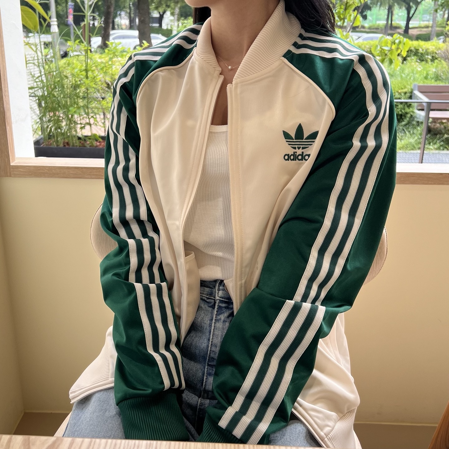 Adidas SST Track Top Wonder White Collegiate Green - US Sizing 착용 스타일 - 3