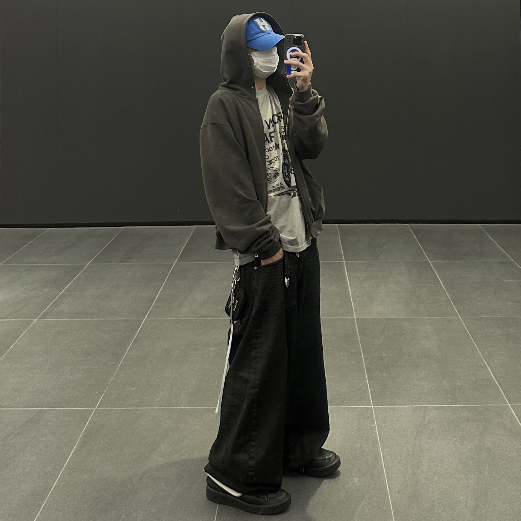 Human Made Military Card Case Black, Nike x Ambush Air Force 1 Low SP Black 착용 스타일