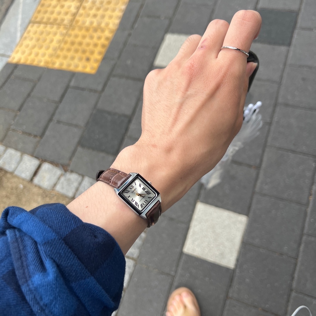 Casio LTP-V007L-9B 착용 스타일