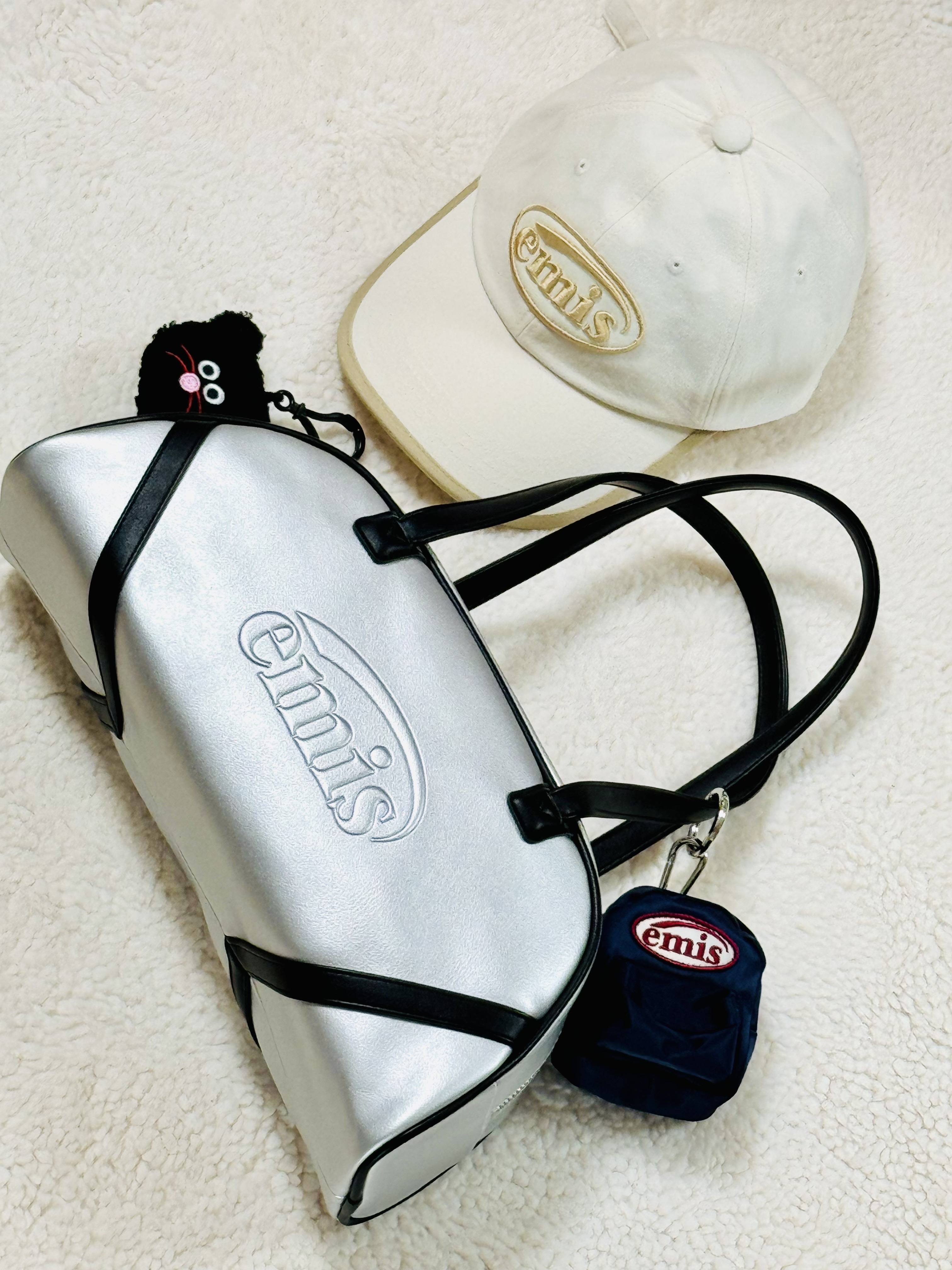 Emis Wide Vintage Tote Bag Silver, Emis Beige Trimming Ball Cap Cream 착용 스타일 - 4