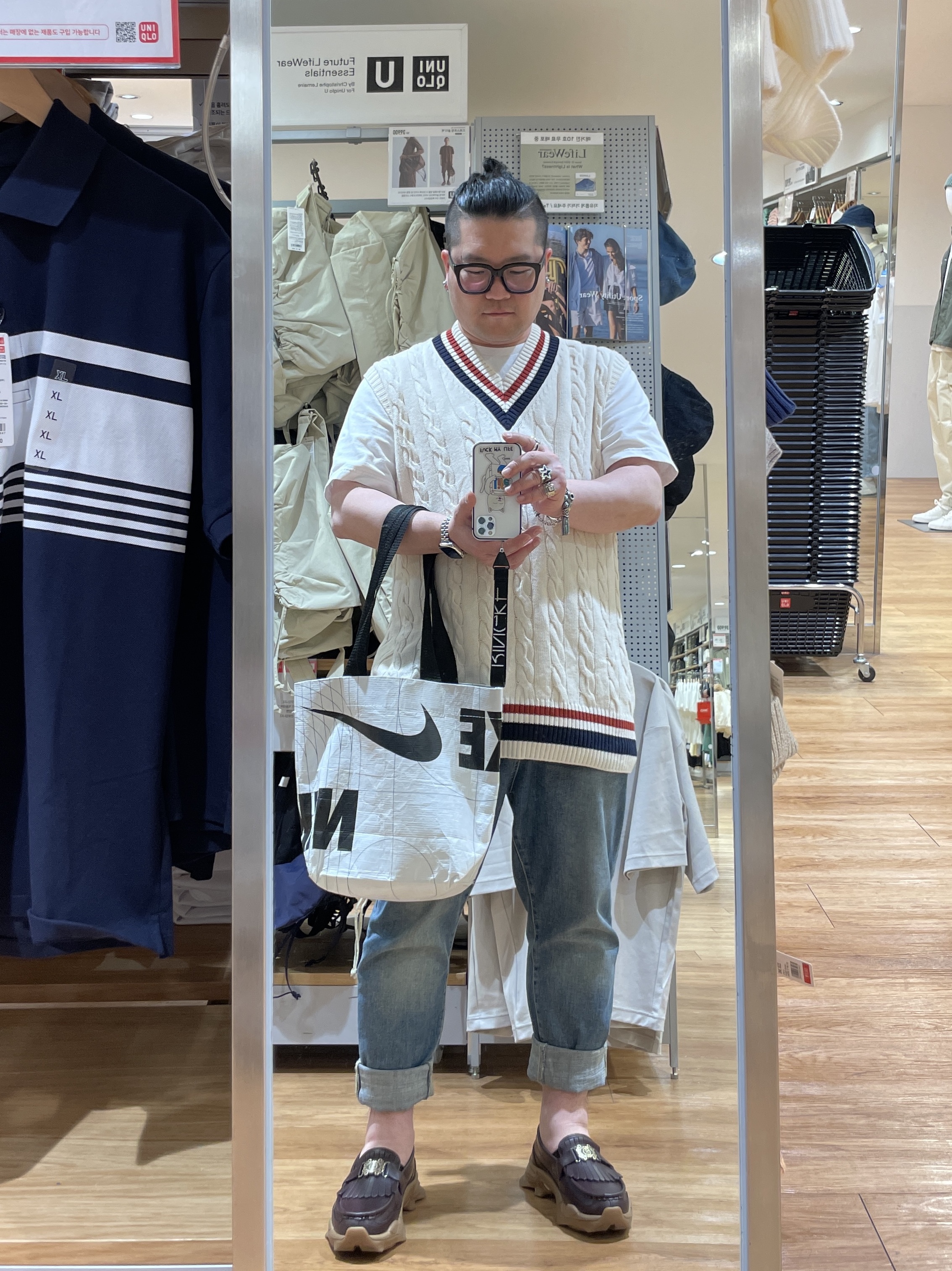 Puma x Palomo Nitefox Suede Loafer Teak, Puma x Palomo Nitefox Leather Loafer Frosted Ivory 착용 스타일 - 1