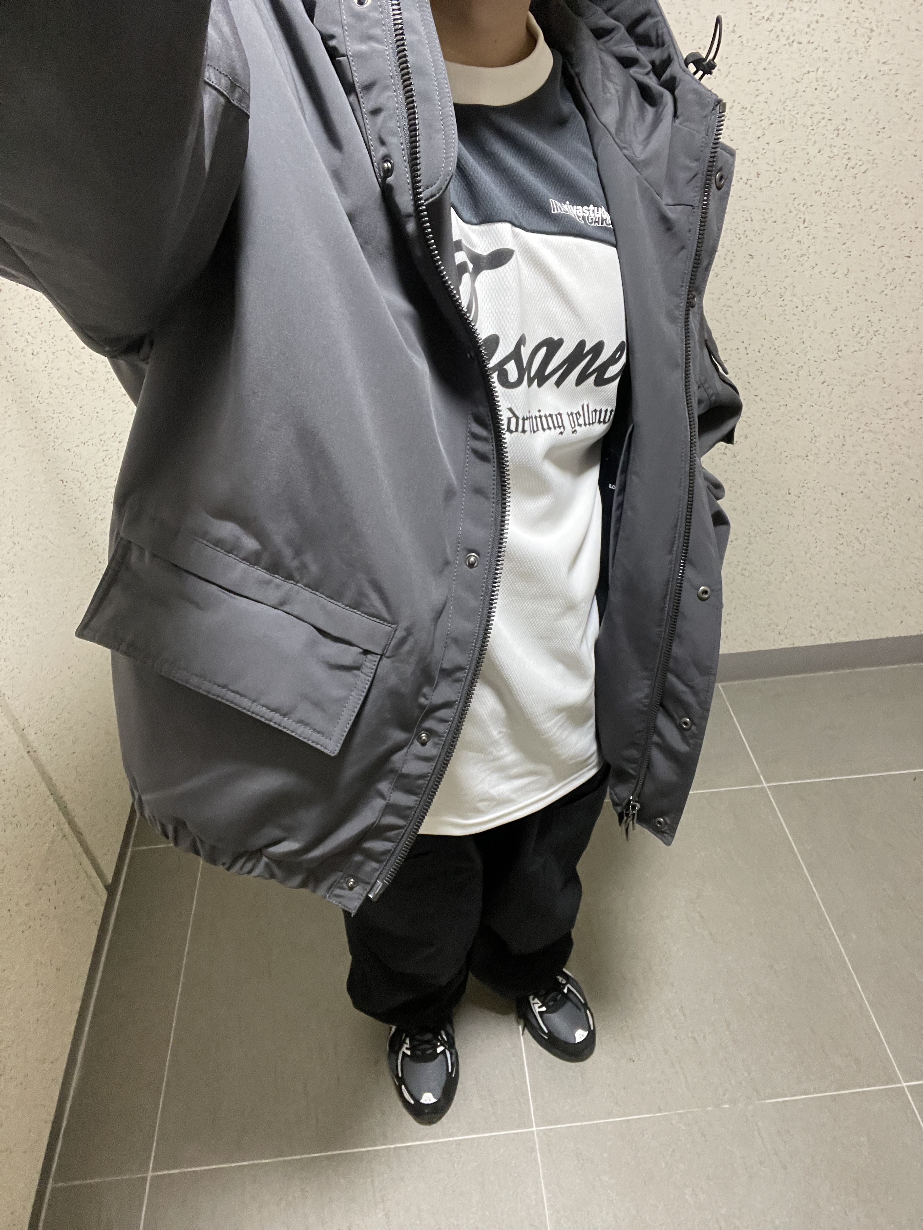 Asics Gel-Venture 6 Carrier Grey 착용 스타일 - 1