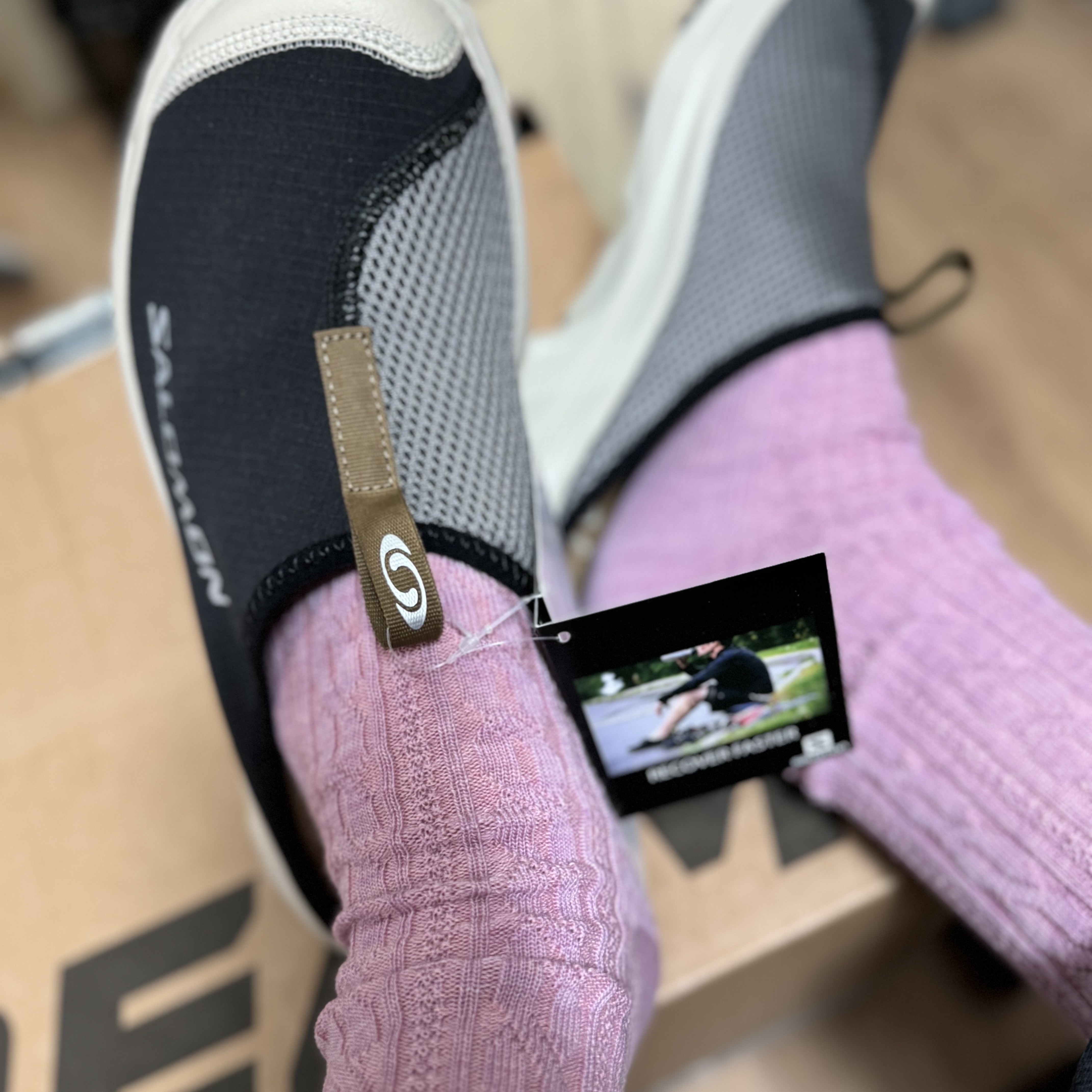 Salomon RX Slide 3.0 Black Plum Kitten 착용 스타일 - 2