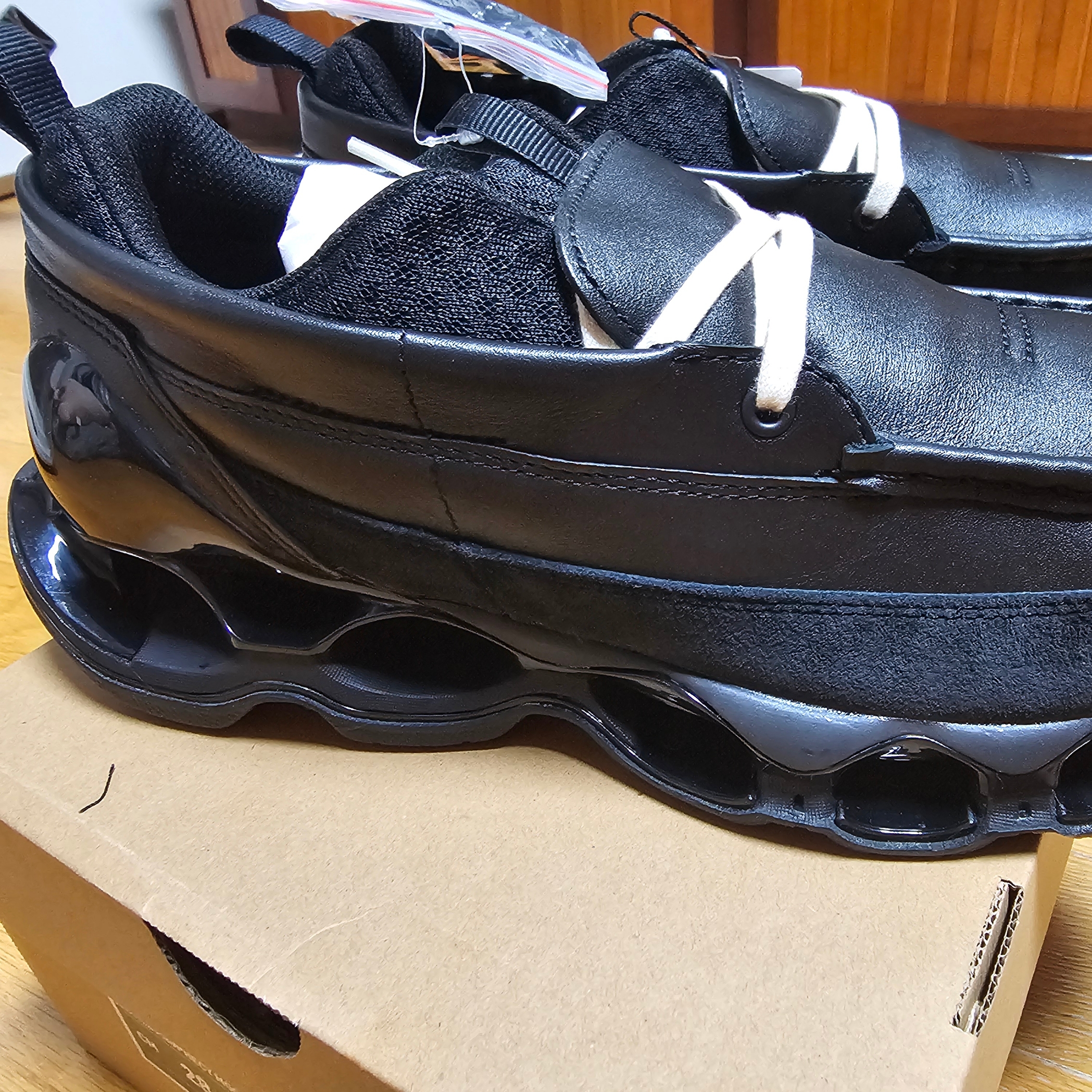Mizuno Wave Prophecy MOC Black 착용 스타일 - 2