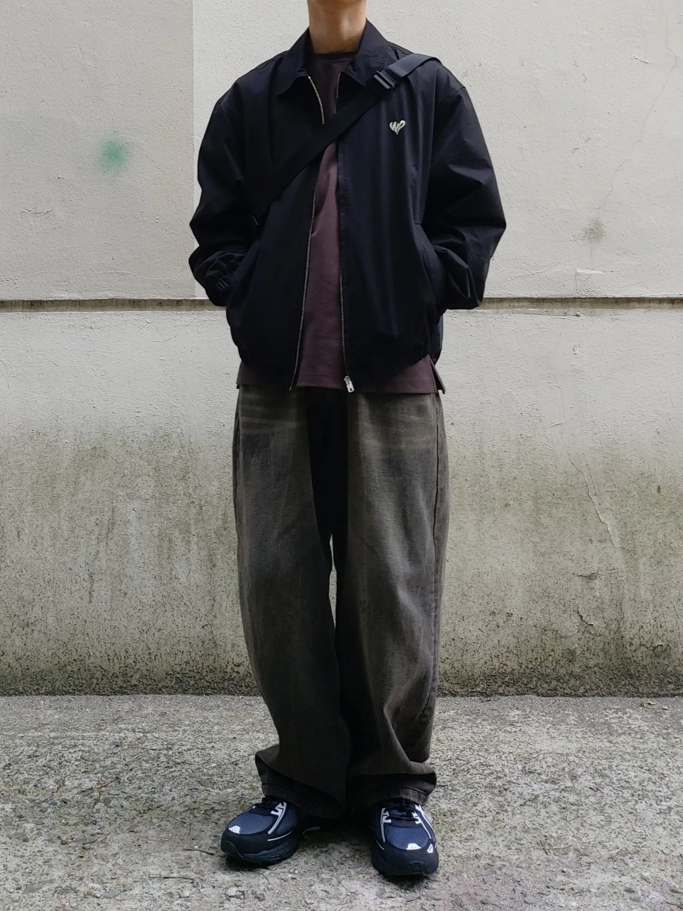Asics Gel-Venture 6 Carrier Grey, Millo Archive Reflect Curved Pants Washed Brown 착용 스타일