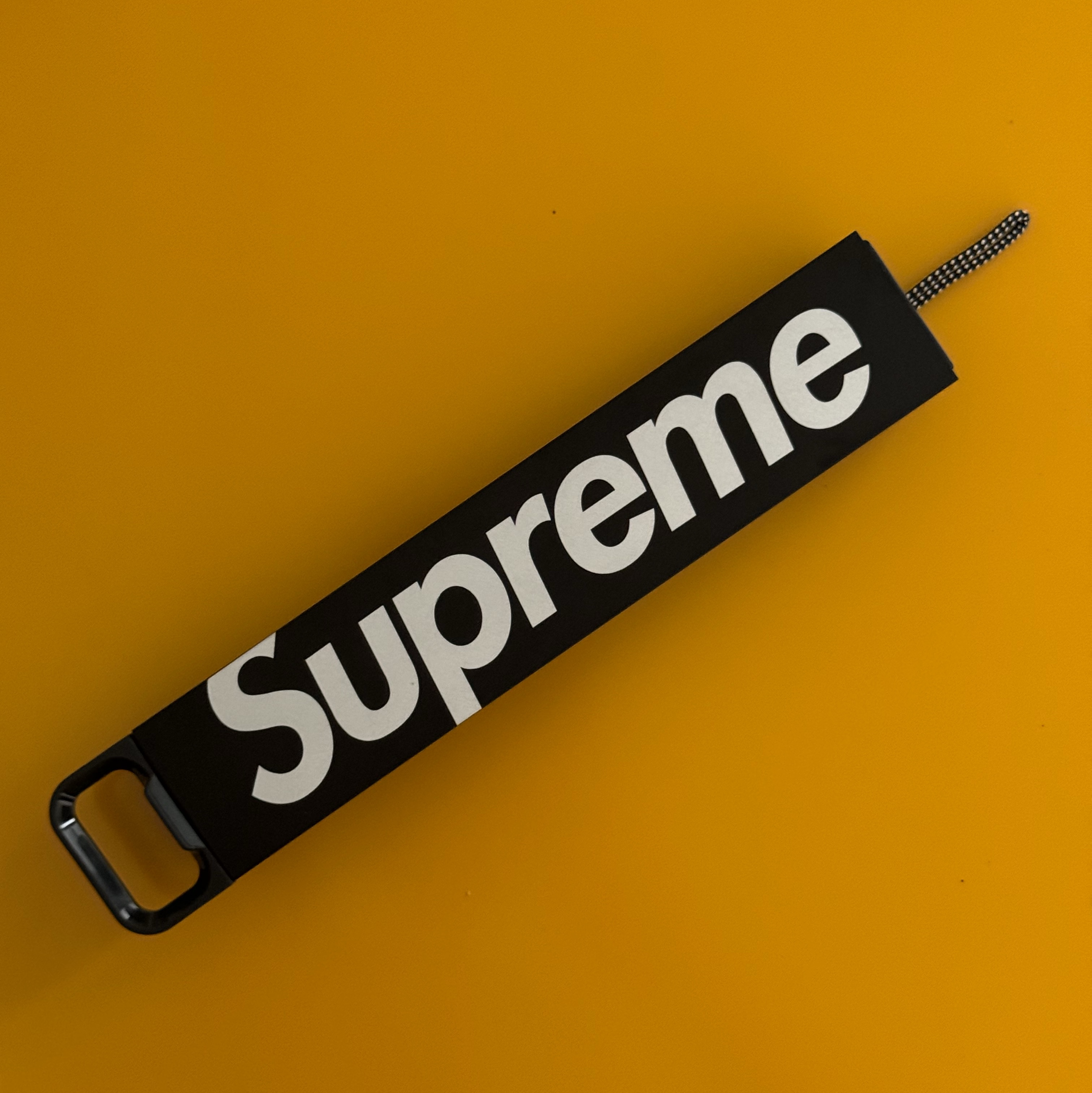 Supreme x Matador Waterproof Pill Case Black - 23FW 착용 스타일