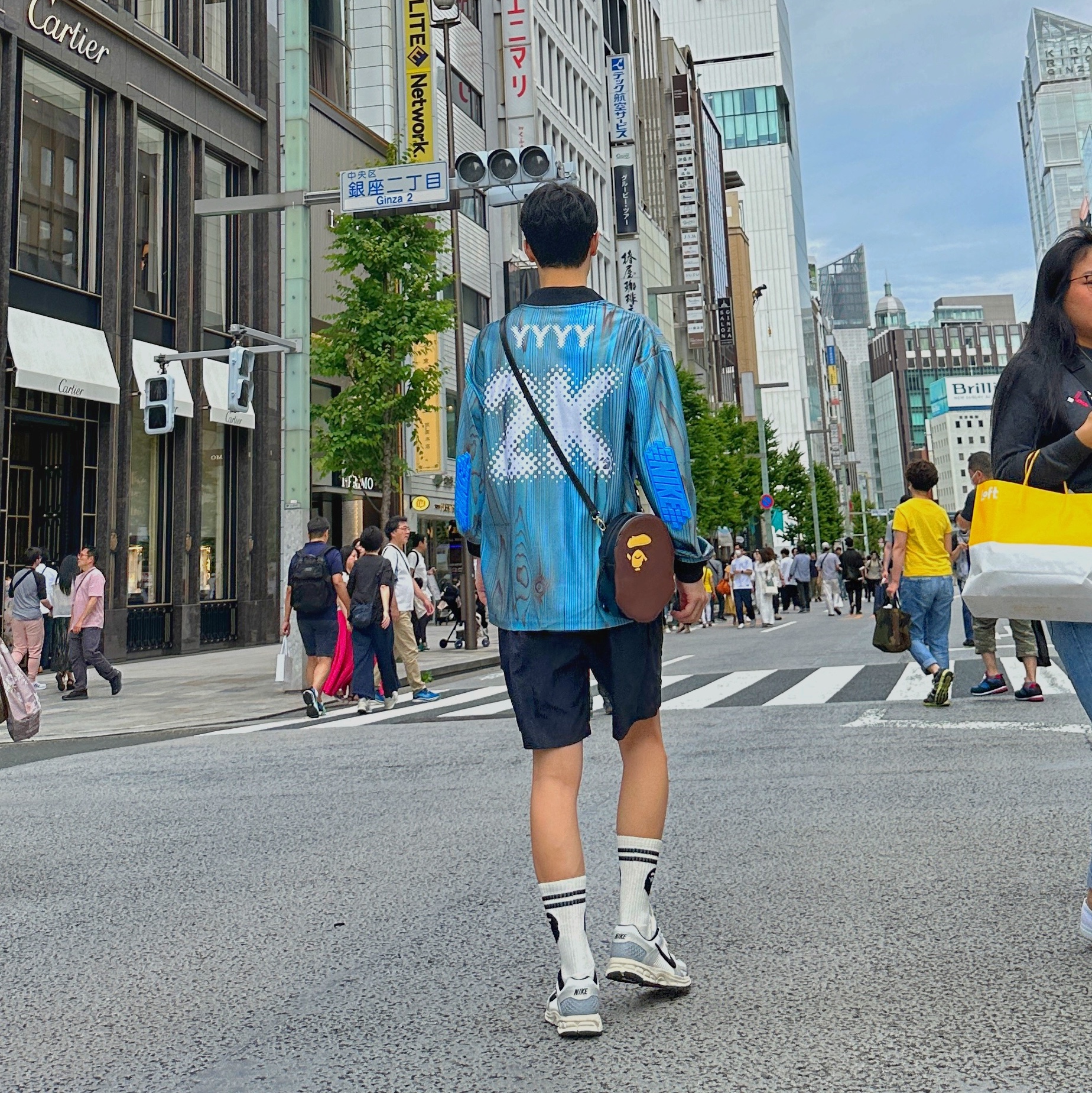 (W) Nike Zoom Vomero 5 Wolf Grey and Black, Nike x Off-White NRG Jersey Imperial Blue - Asia 착용 스타일 - 1