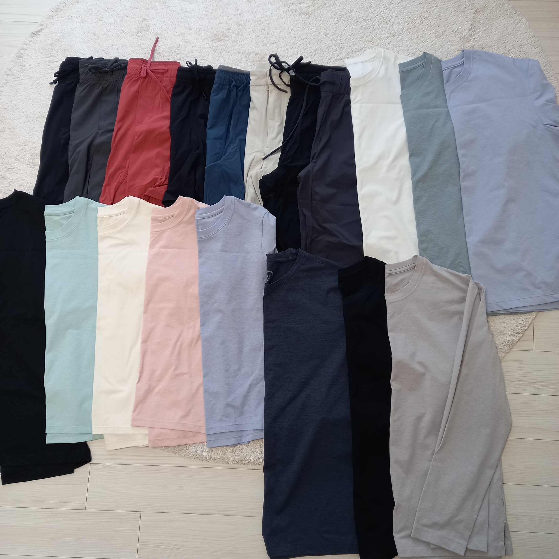 (W) Andar Airy Fit Overfit Short T-Shirt Black, (W) Andar Bootcut Air Cooling Sharon Long Leggings Black 착용 스타일