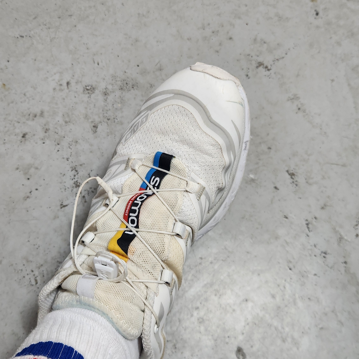 Salomon XT-6 ADV White 착용 스타일
