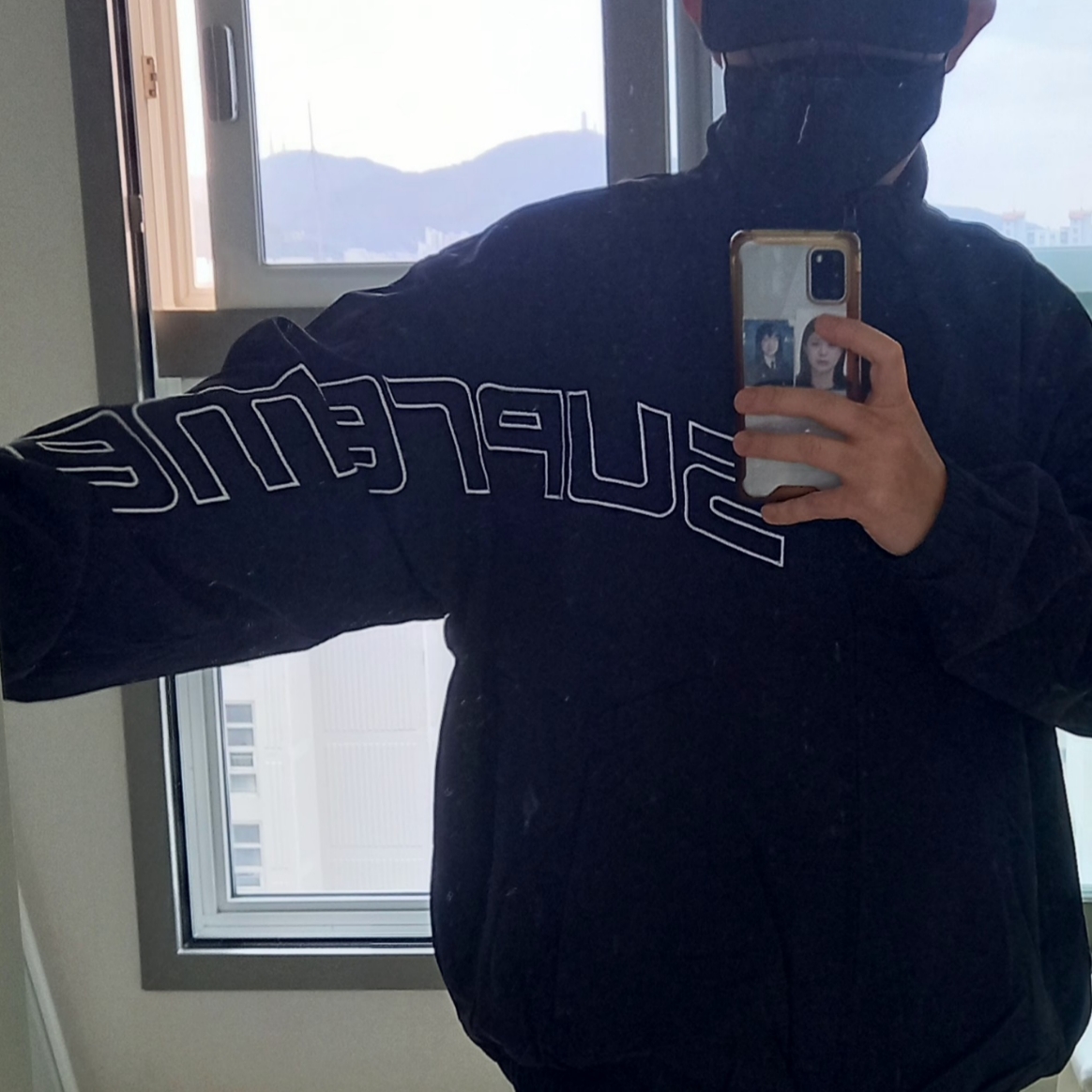 Supreme Curve Track Jacket Black - 24SS, Supreme Curve Nylon Short Black - 24SS 착용 스타일 - 4
