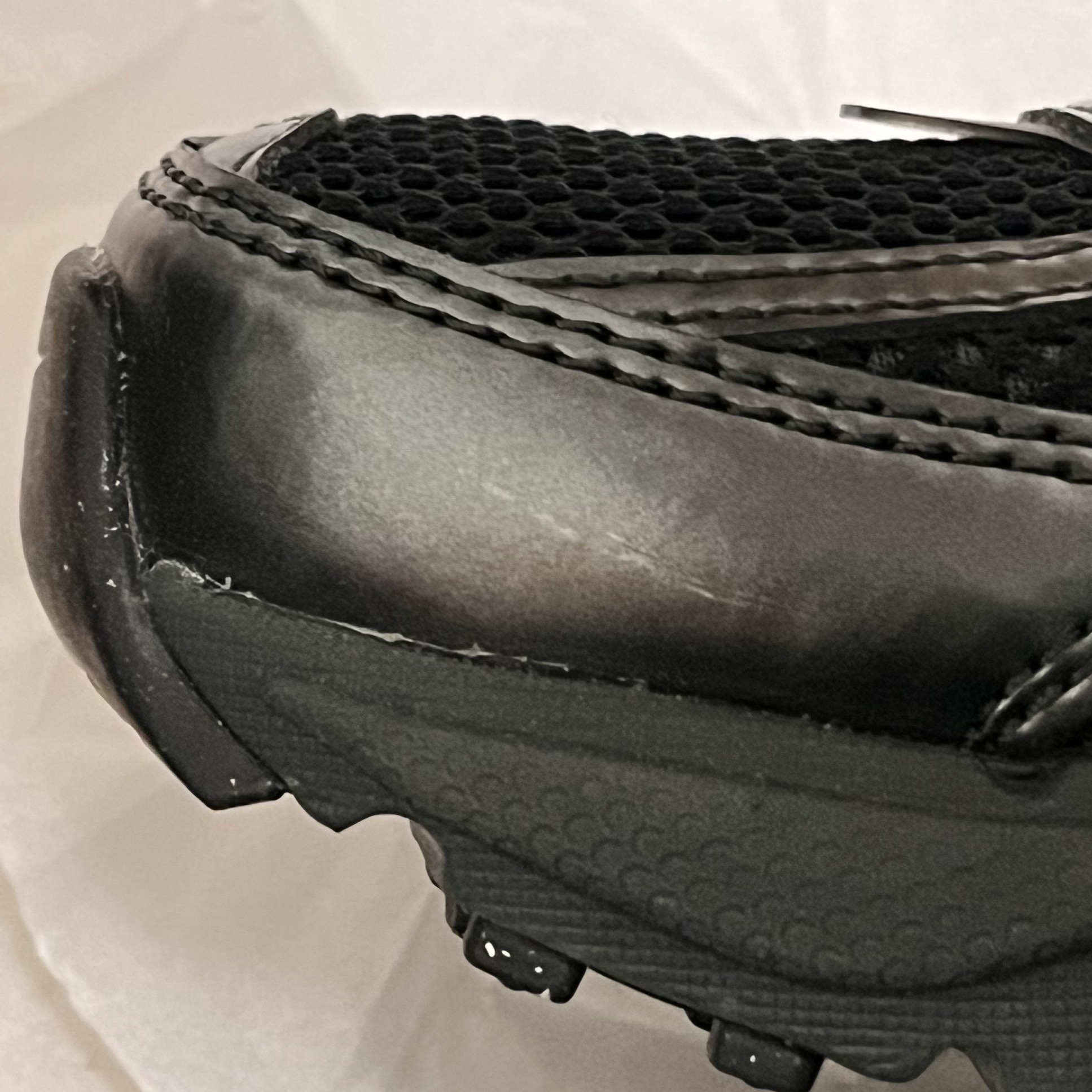 Nike V2K Run Black Anthracite 착용 스타일 - 2