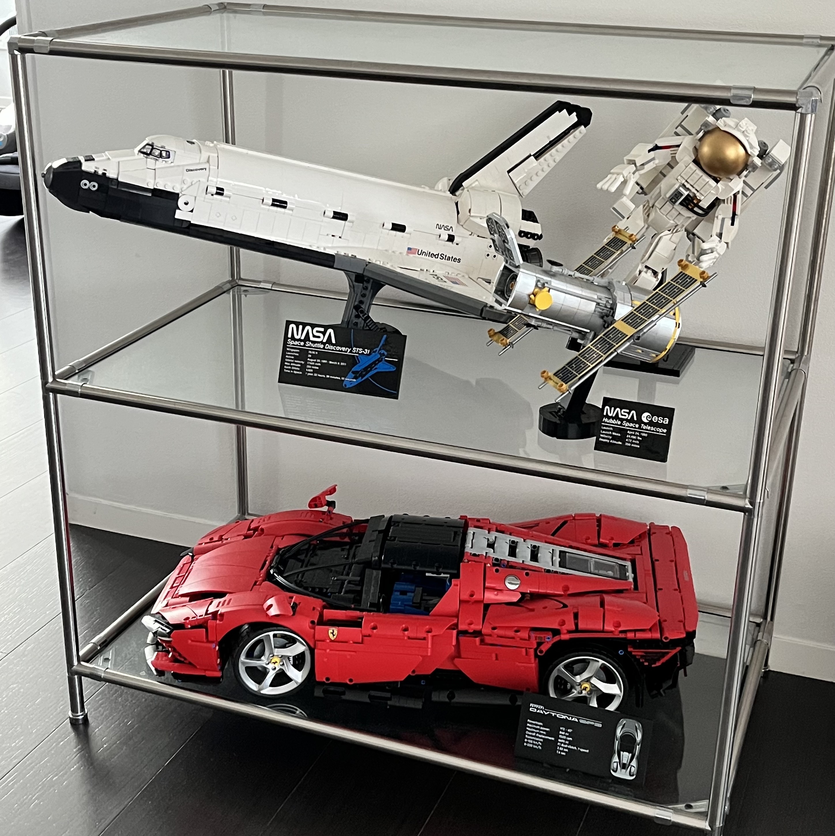 Lego NASA Space Shuttle Discovery, Lego Ferrari Daytona SP3 착용 스타일