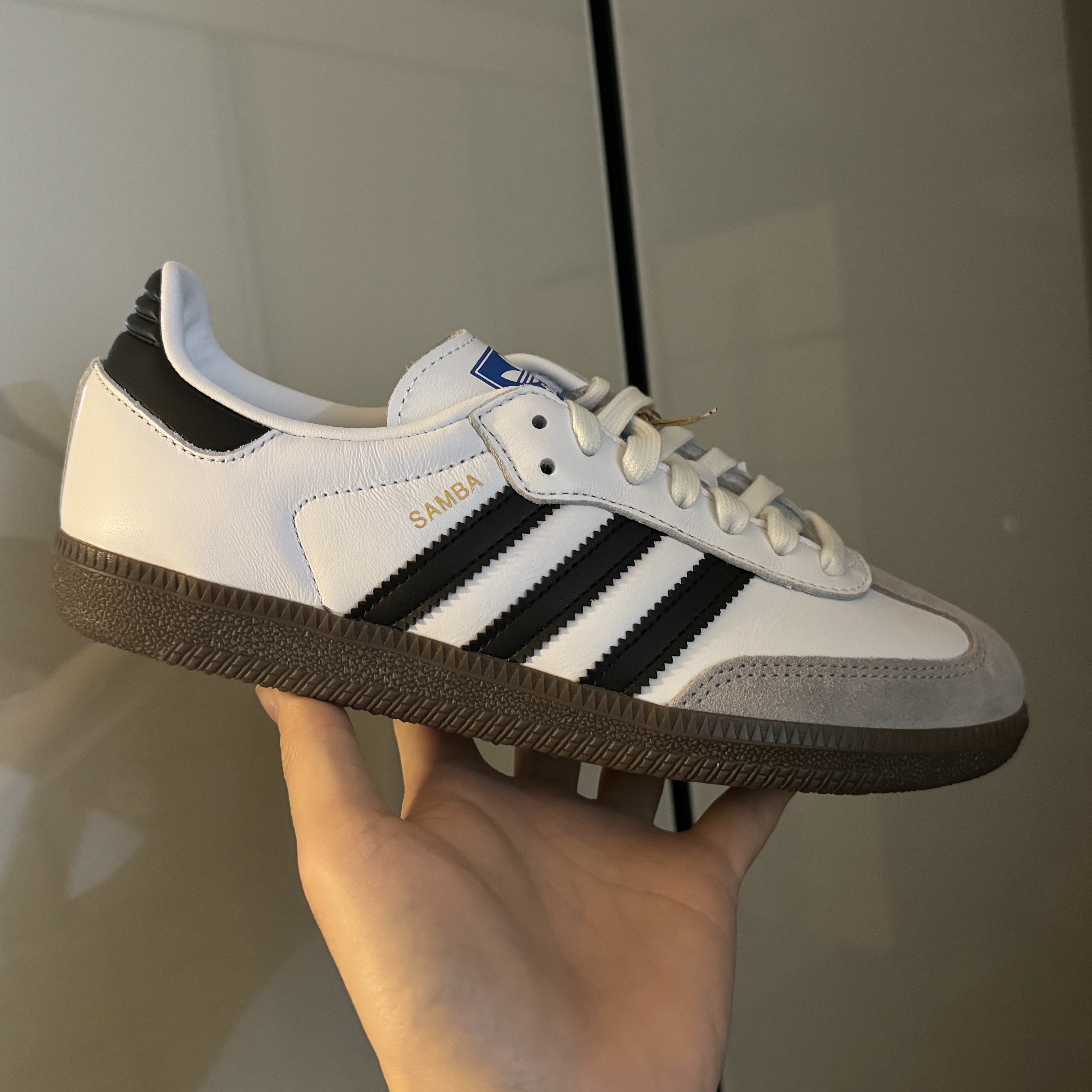 Adidas Samba OG Cloud White 착용 스타일