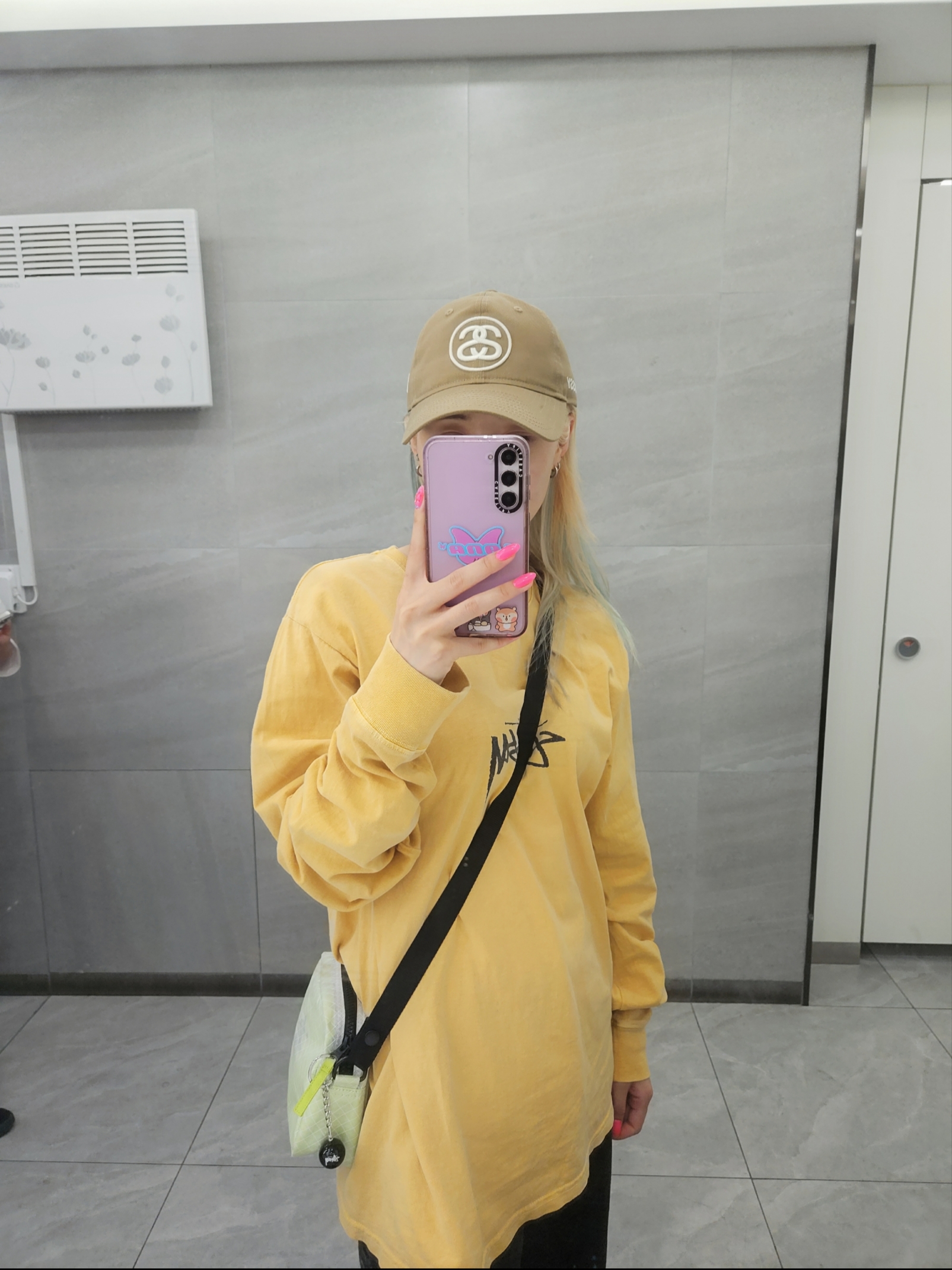 Stussy 8 Ball Keychain Black, Stussy SS Link 9Twenty Cap Khaki 착용 스타일 - 2