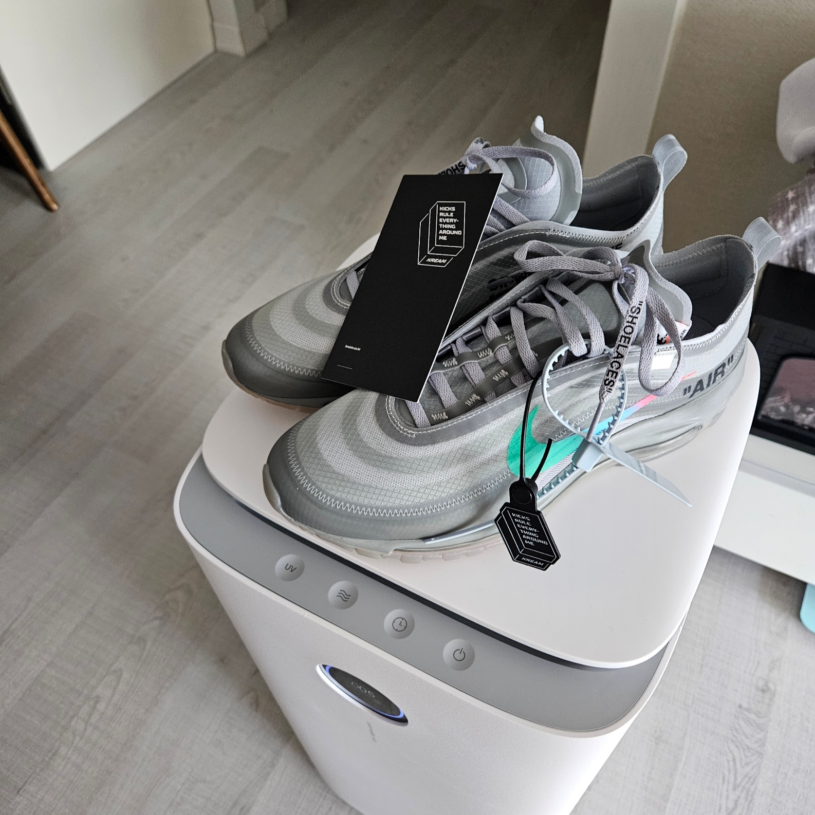 Nike x Off-White Air Max 97 Menta 착용 스타일