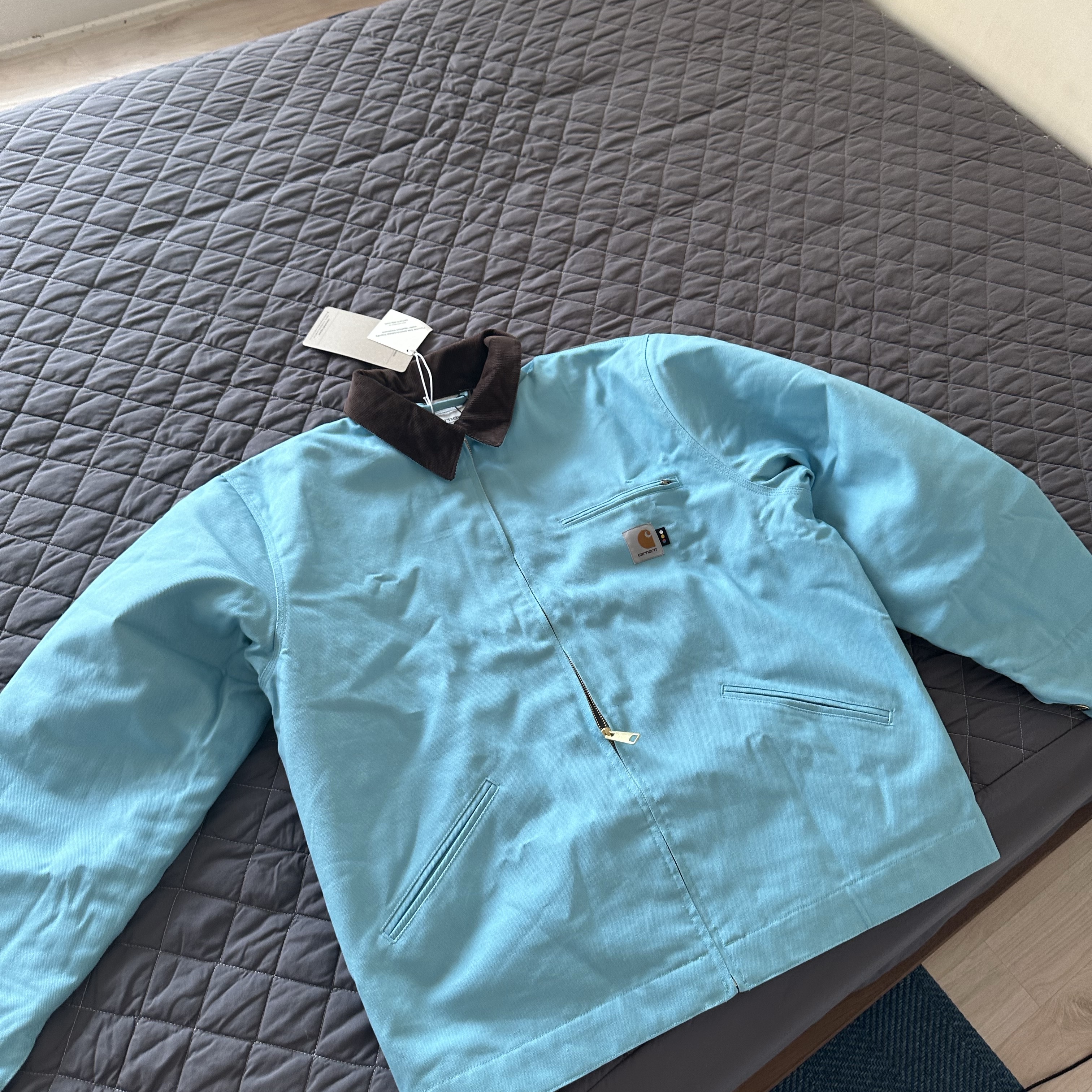 Carhartt WIP x IAB Studio OG Detroit Jacket Milky Blue 착용 스타일 - 1