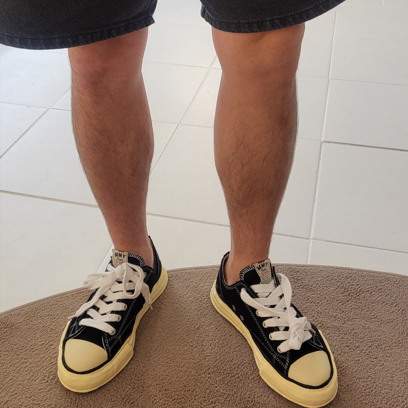 Maison Mihara Yasuhiro Peterson VL OG Sole Canvas Low-top Sneakers Black 착용 스타일