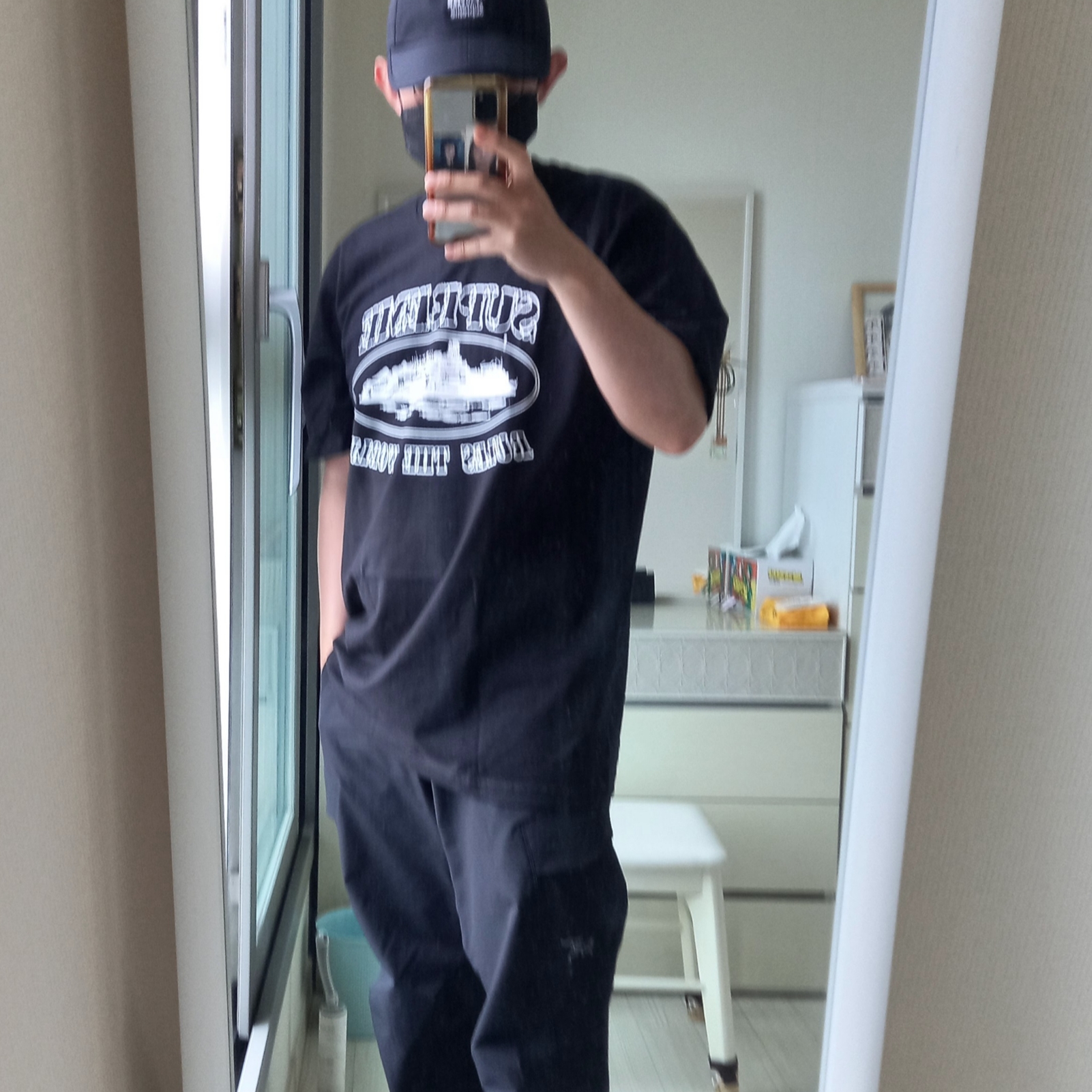 Supreme x Corteiz Rules The World T-Shirt Black - 23FW, Supreme x The North Face Split 6-Panel Black - 24SS 착용 스타일 - 1