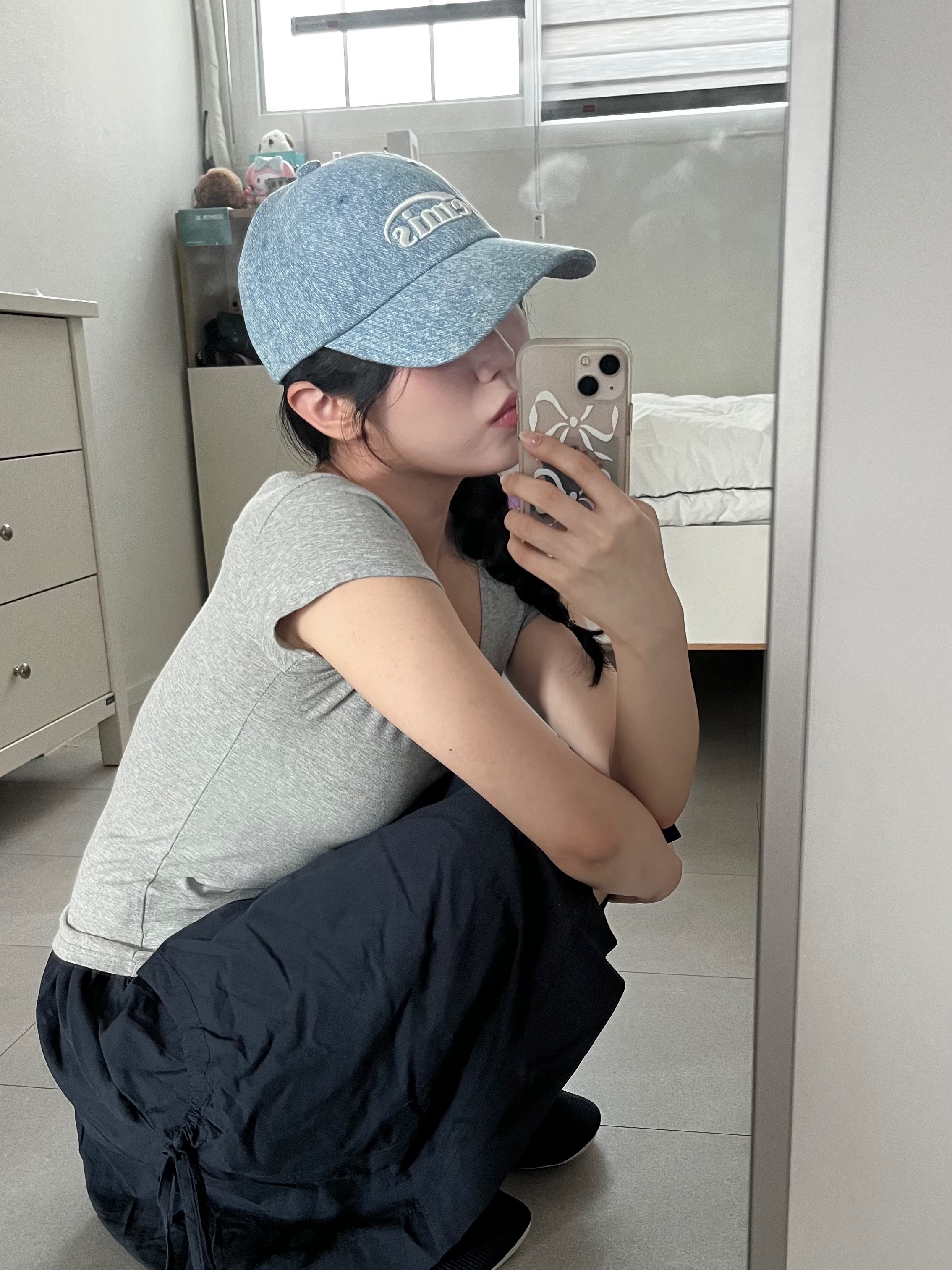 Emis New Logo Denim Ball Cap Light Blue Denim 착용 스타일 - 1
