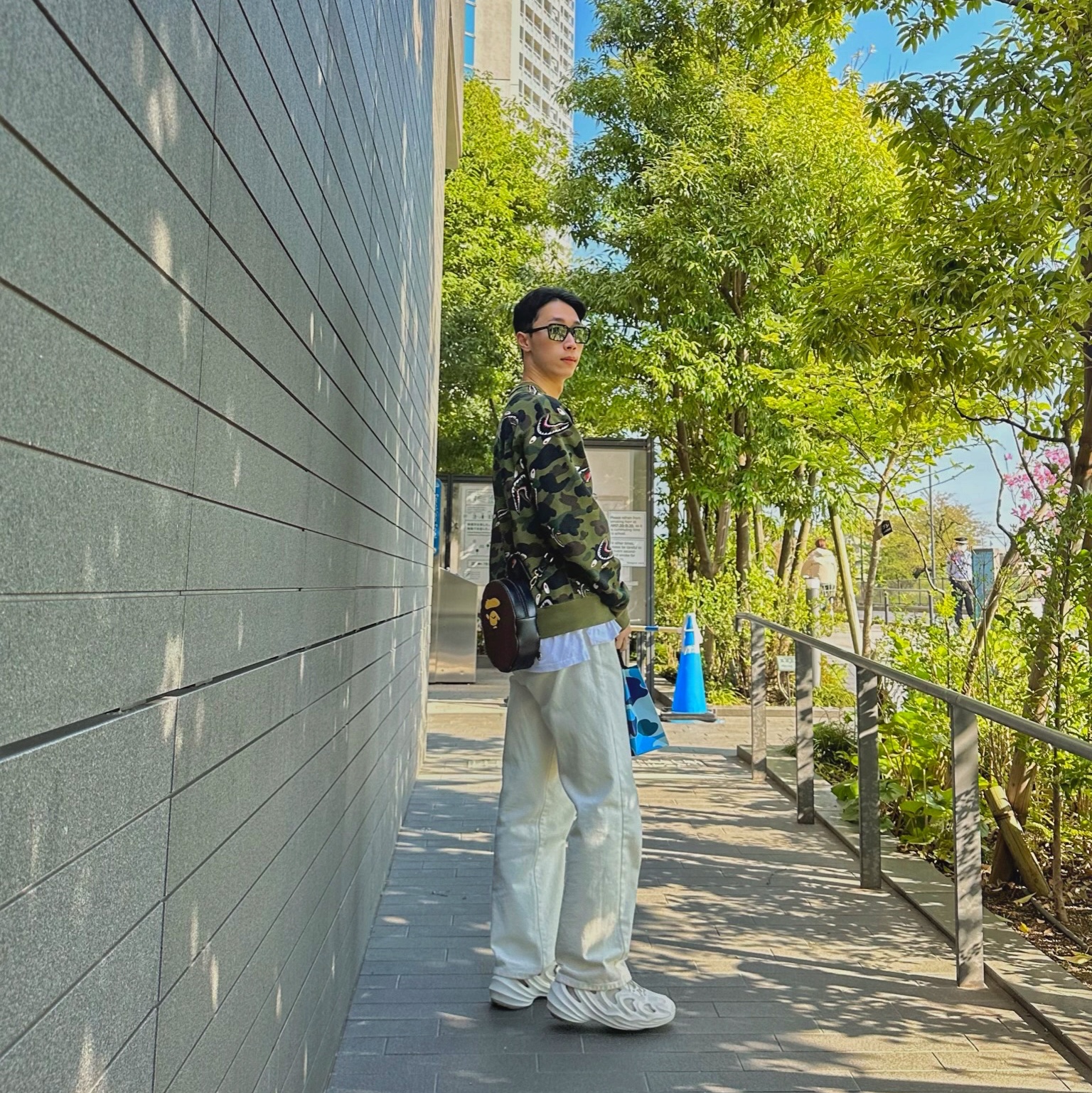 Adidas Adifom Q Off White 착용 스타일