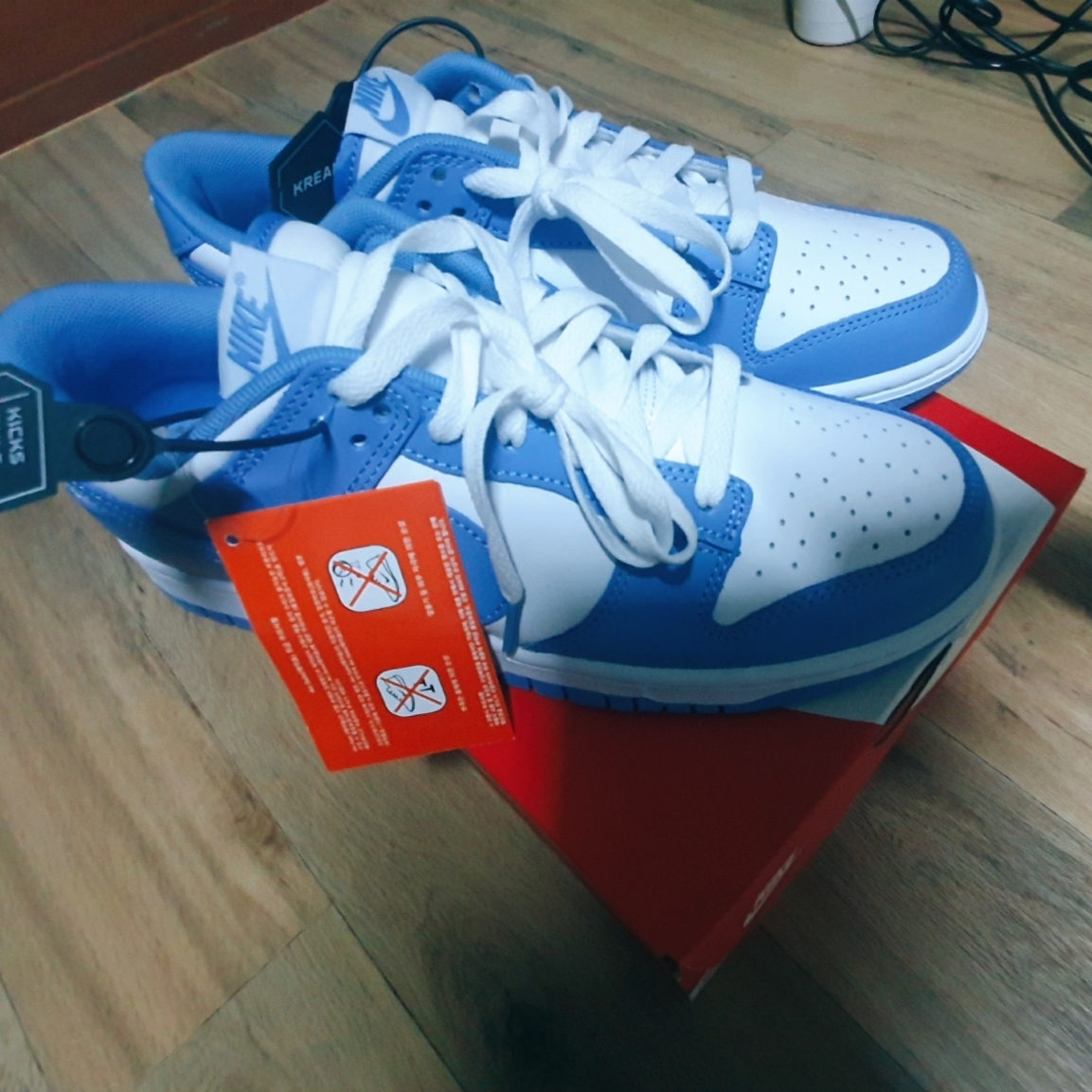 Nike Dunk Low Retro White Polar Blue 착용 스타일 - 1