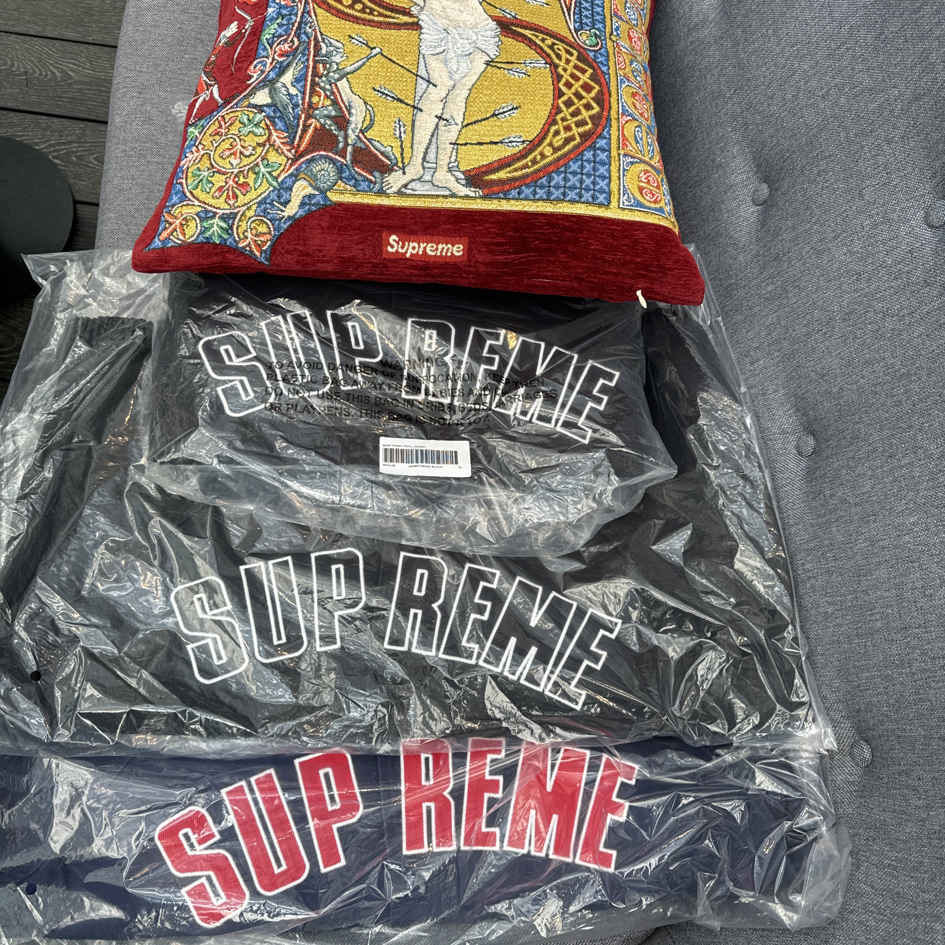 Supreme Arc Denim Coaches Jacket Black - 24SS, Supreme Arc Denim Coaches Jacket Navy - 24SS 착용 스타일