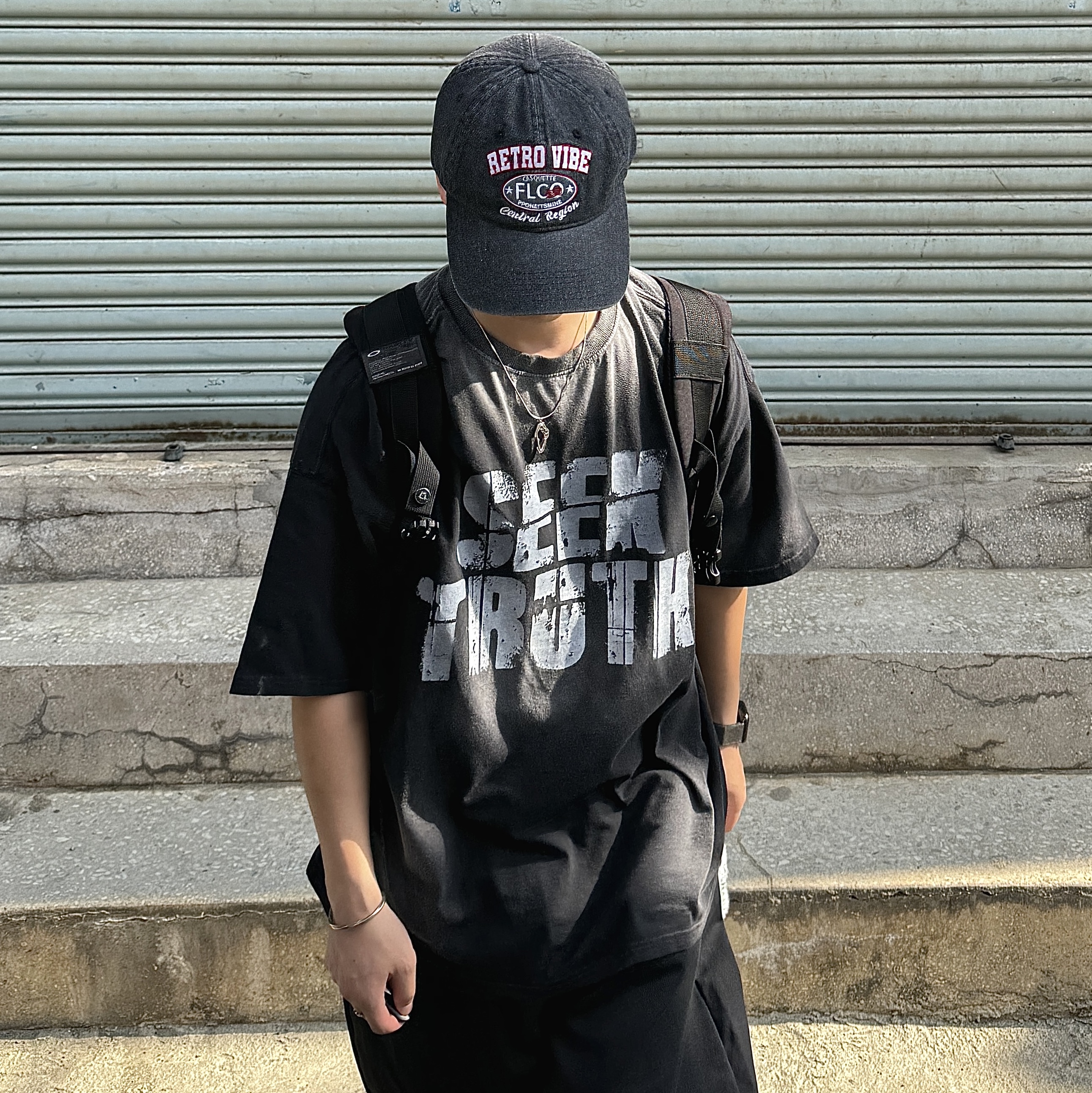Balenciaga Steroid Derby Black, Oakley Icon Backpack 3.0 Black 착용 스타일 - 5