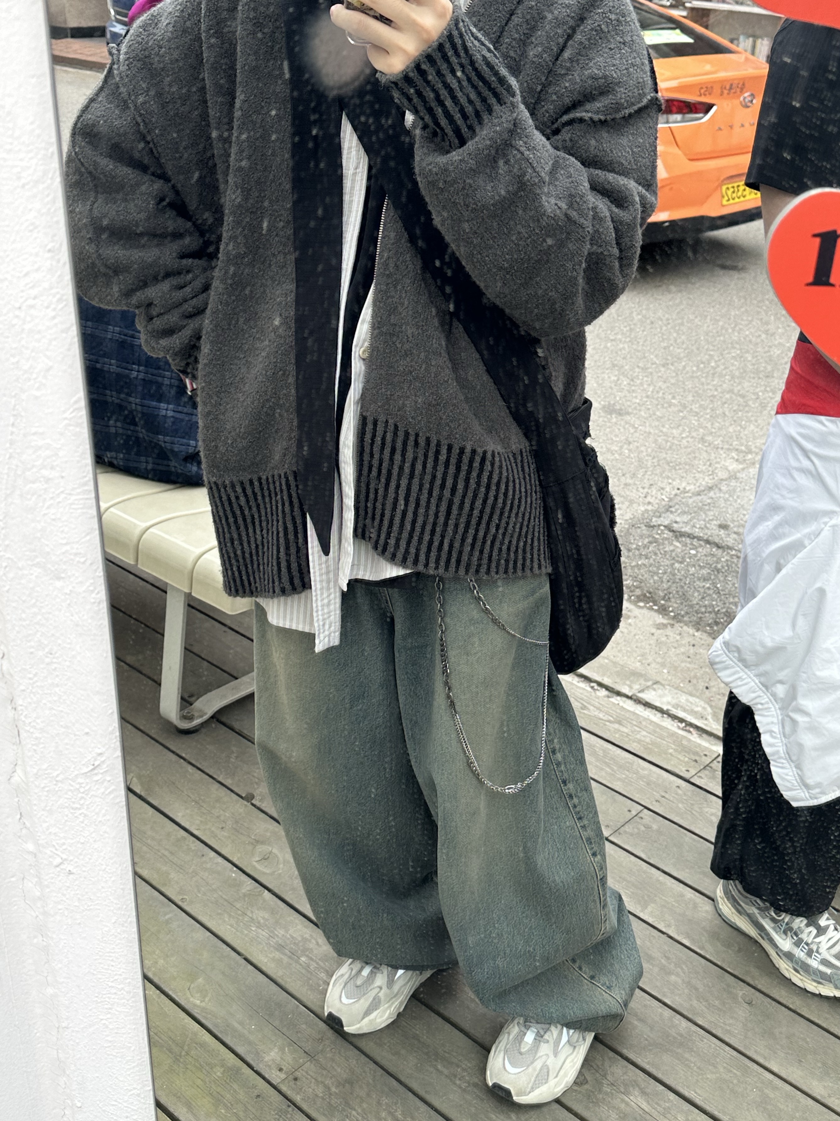 Adidas Yeezy Boost 700 V2 Static 2018 착용 스타일