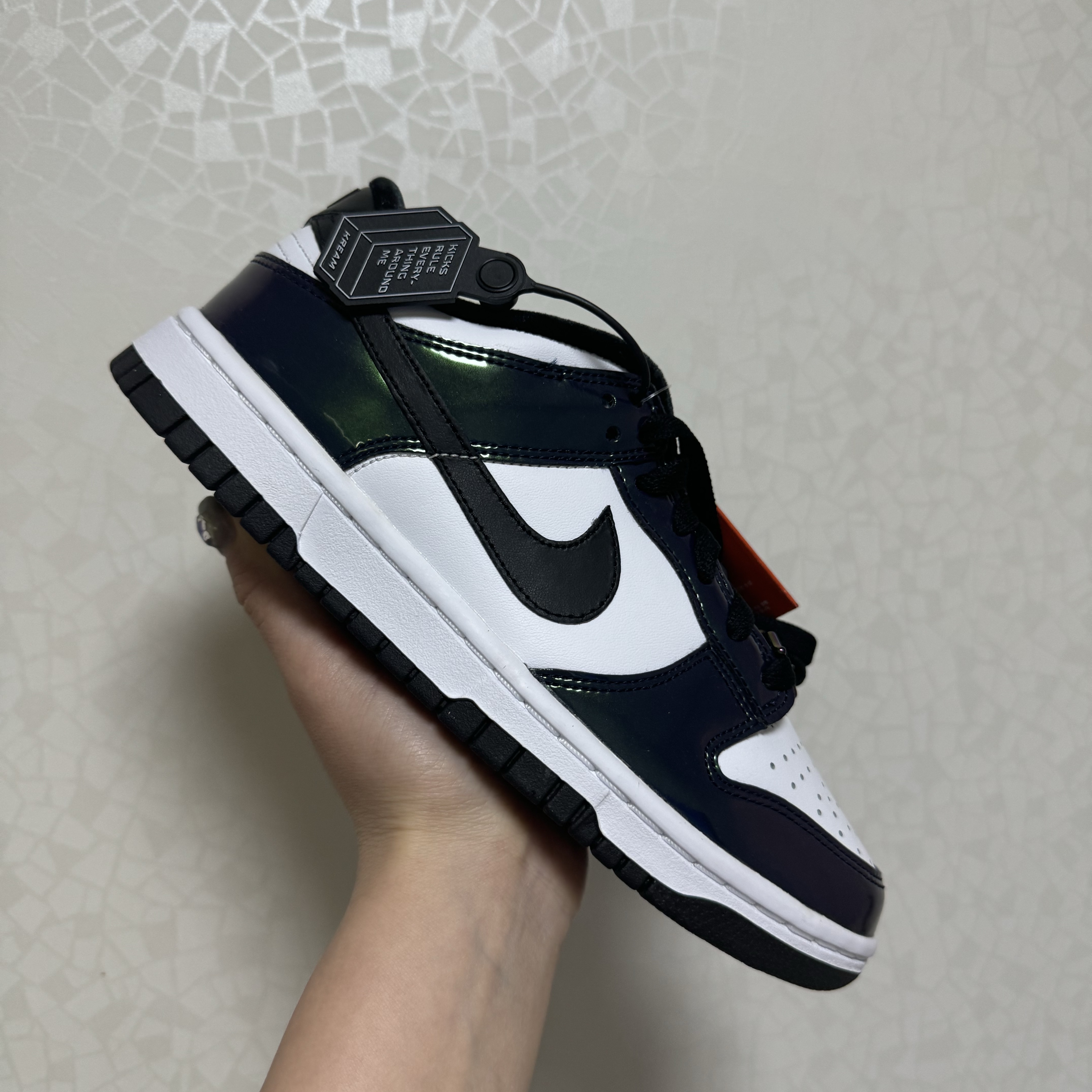 (W) Nike Dunk Low SE Multi Color Black 착용 스타일