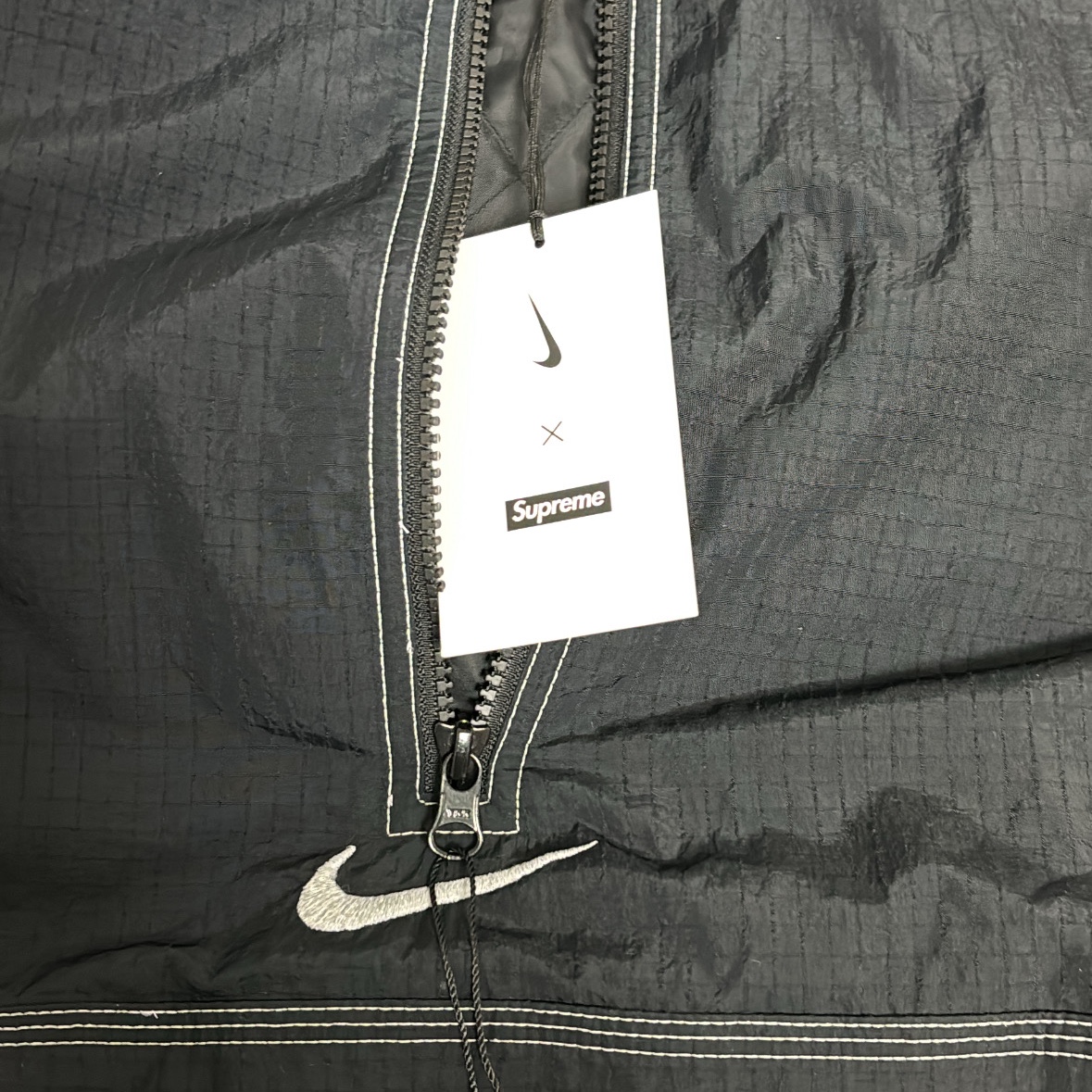 Supreme x Nike Ripstop Pullover Black - 24SS 착용 스타일